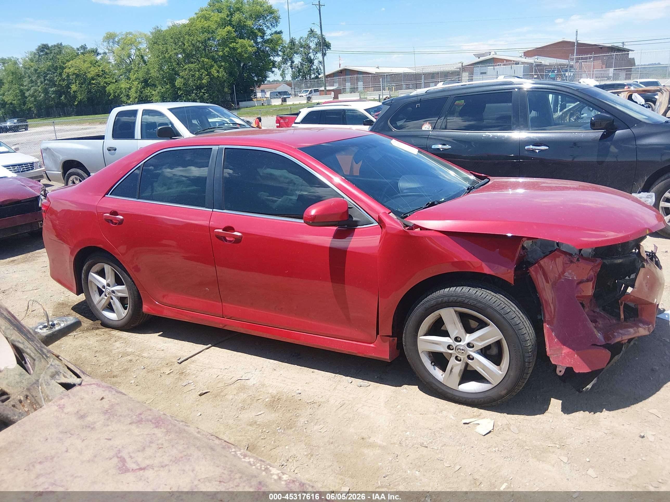 2014 Toyota Camry Se Red vin: 4T1BF1FK1EU752422