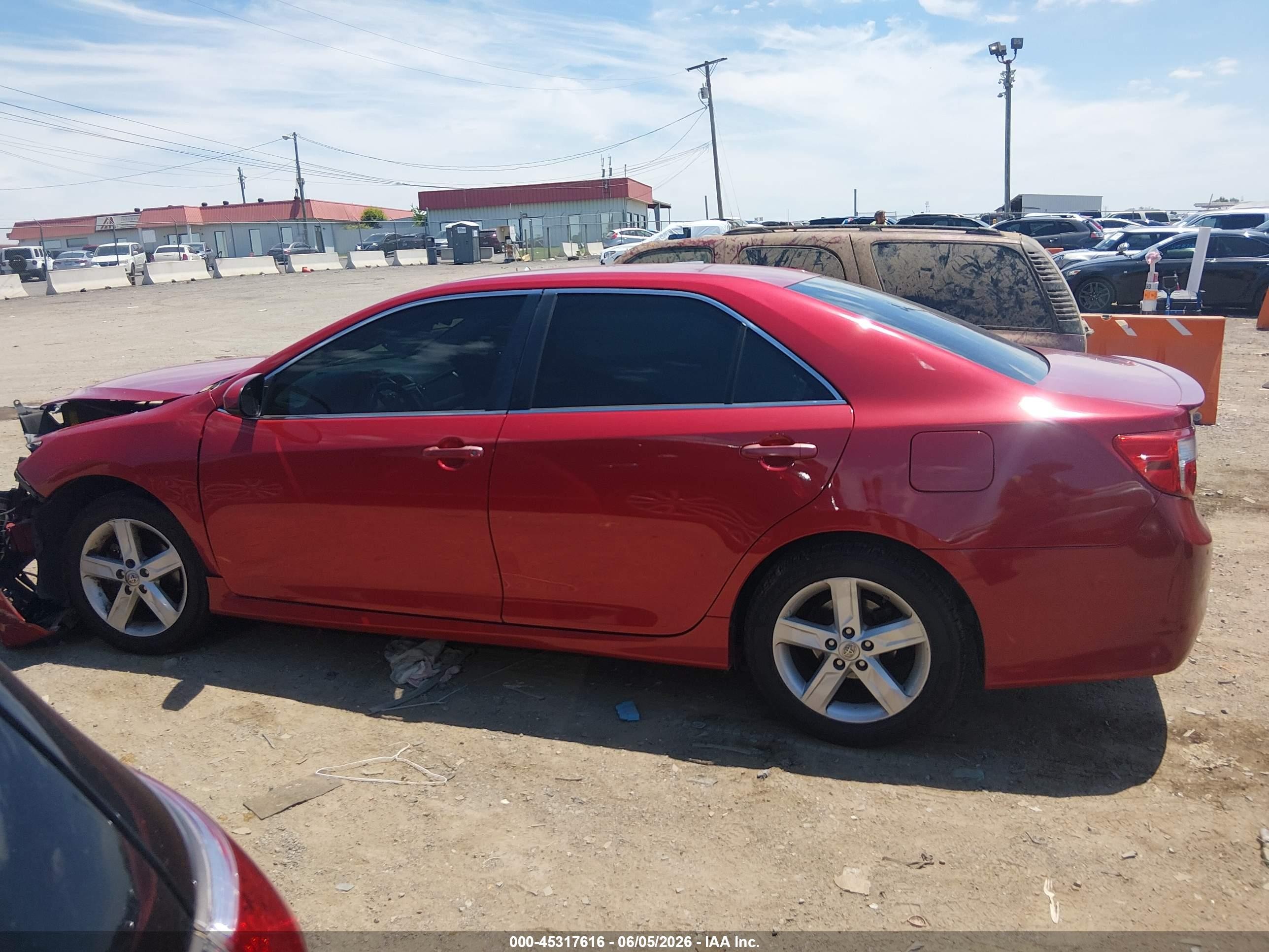 2014 Toyota Camry Se Red vin: 4T1BF1FK1EU752422