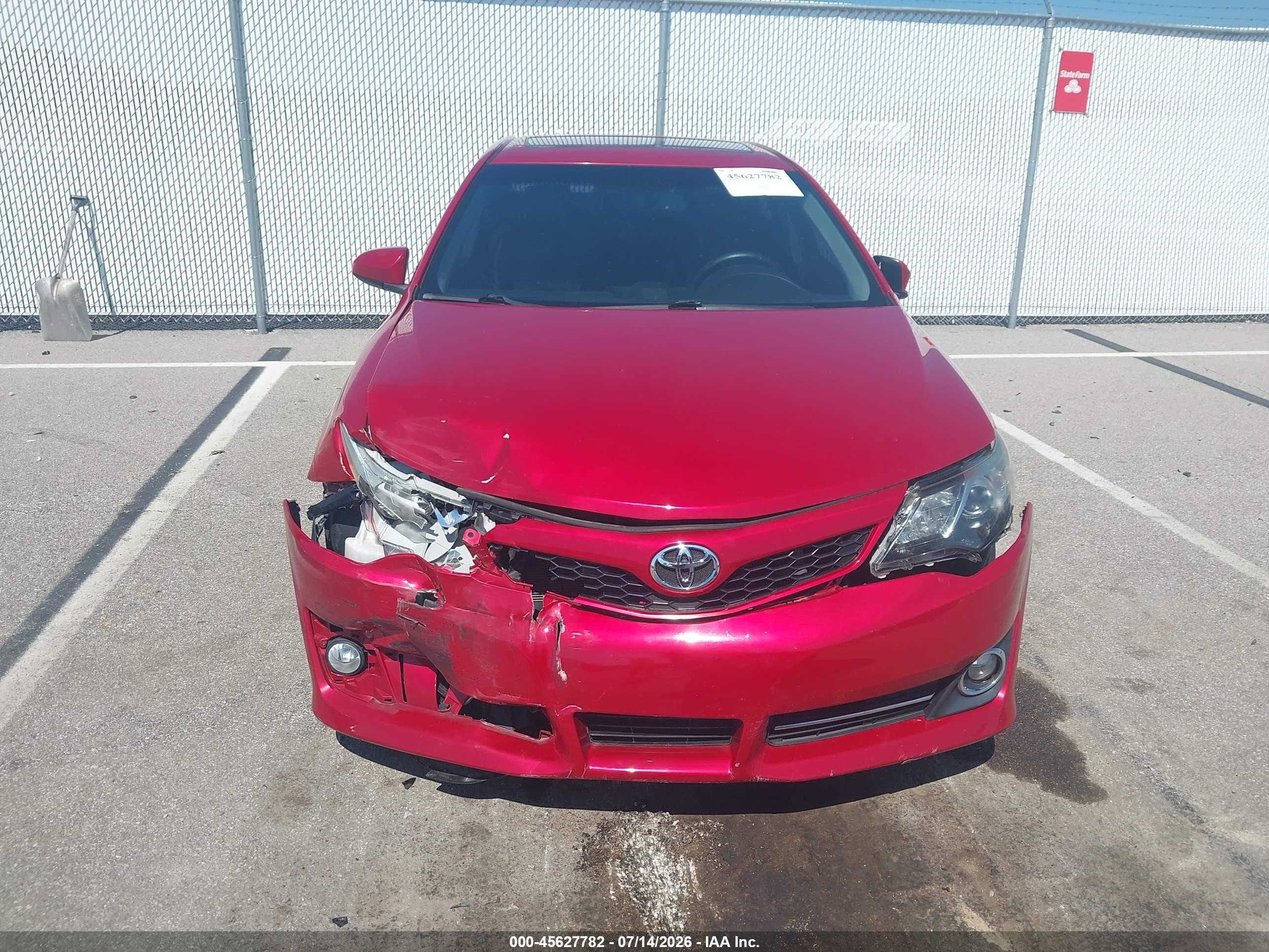 2014 Toyota Camry Se Red vin: 4T1BF1FK1EU756647