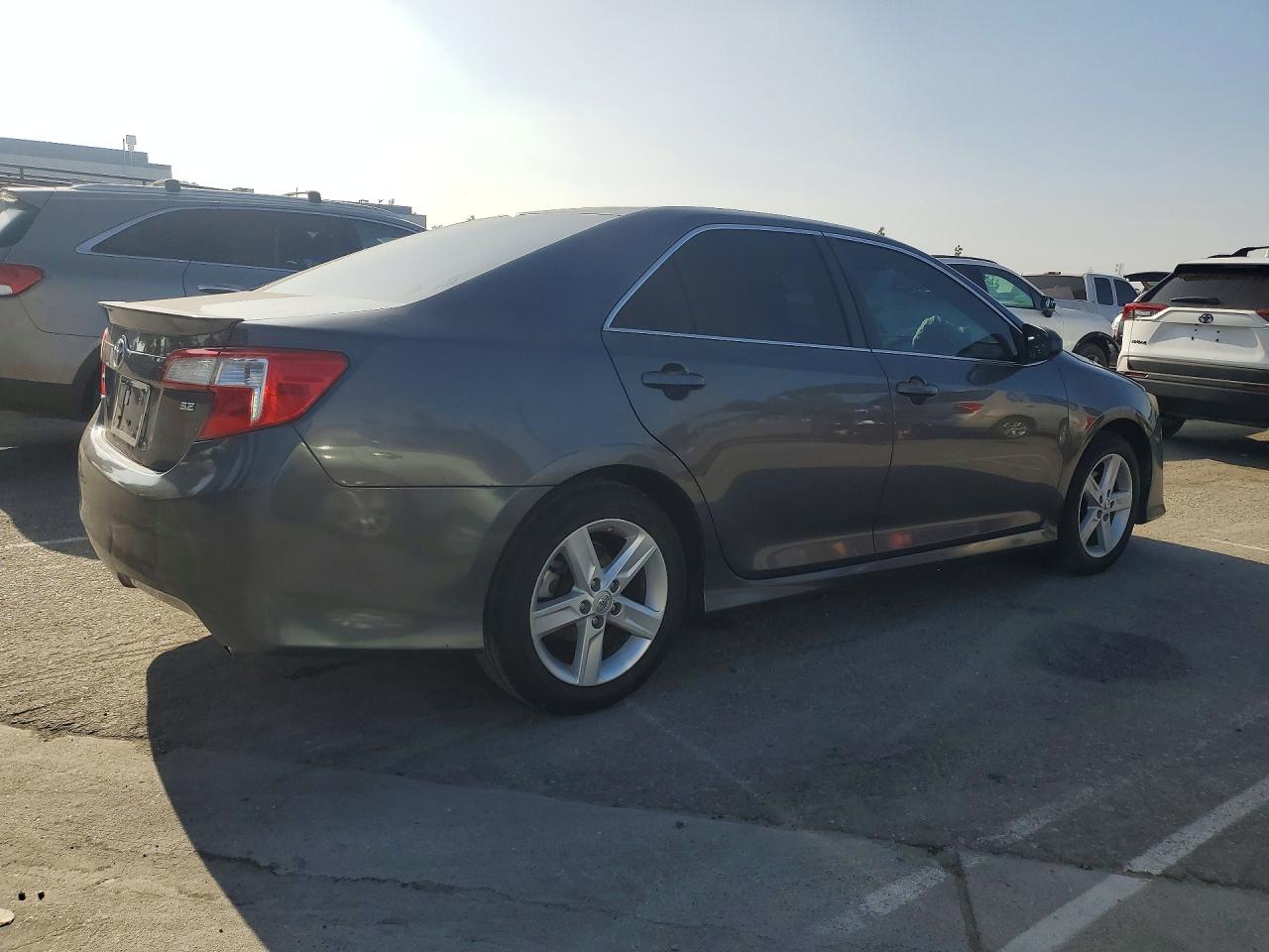 2014 Toyota Camry Se Gray vin: 4T1BF1FK1EU769124