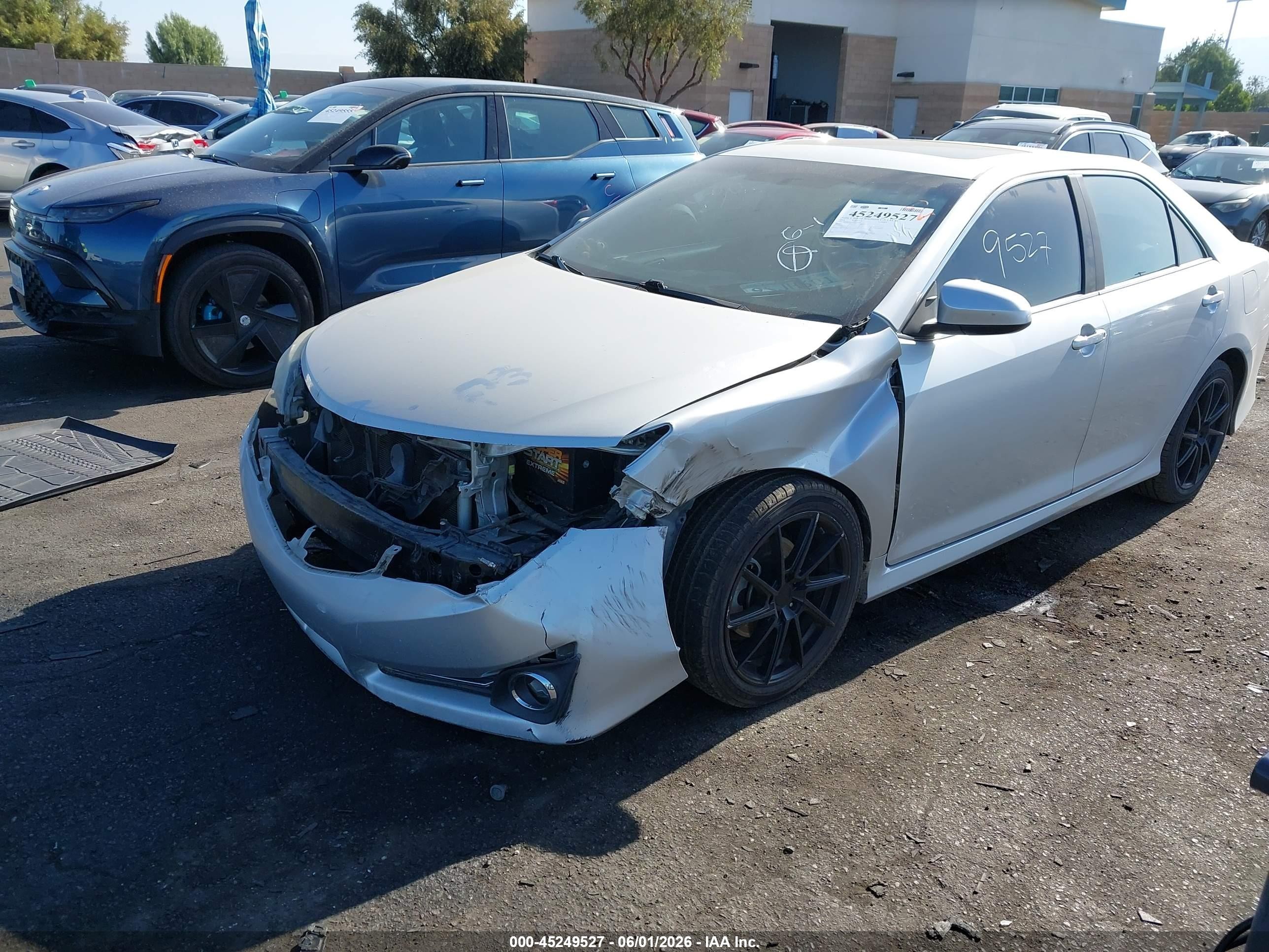 2014 Toyota Camry Se Sport Серебряный vin: 4T1BF1FK1EU774811