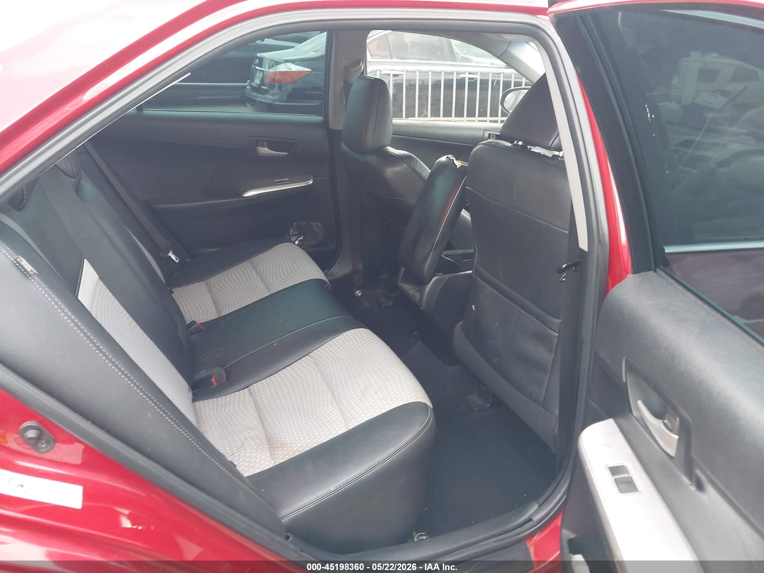 2014 Toyota Camry Se Red vin: 4T1BF1FK1EU774971