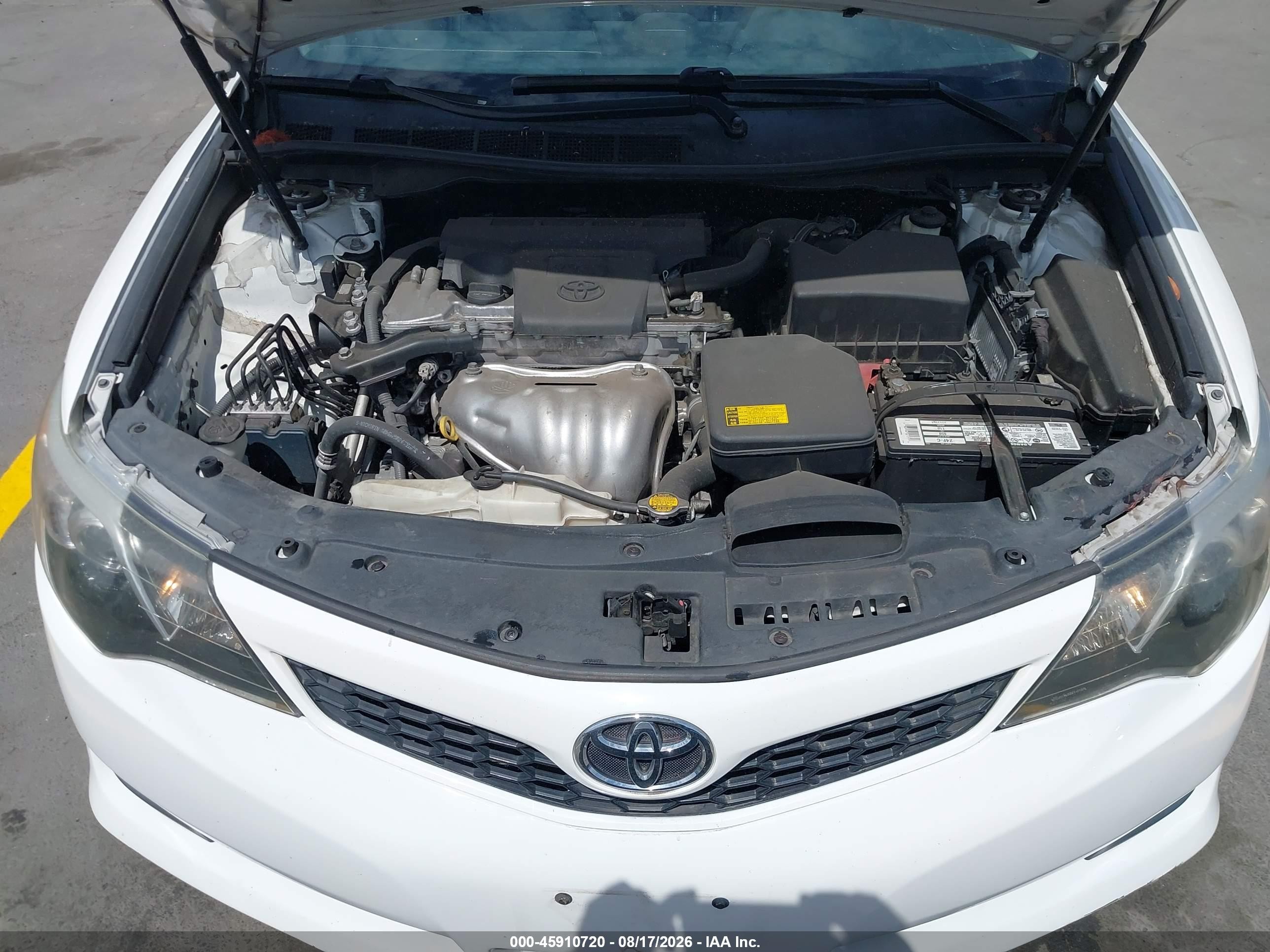 2014 Toyota Camry Se White vin: 4T1BF1FK1EU787686