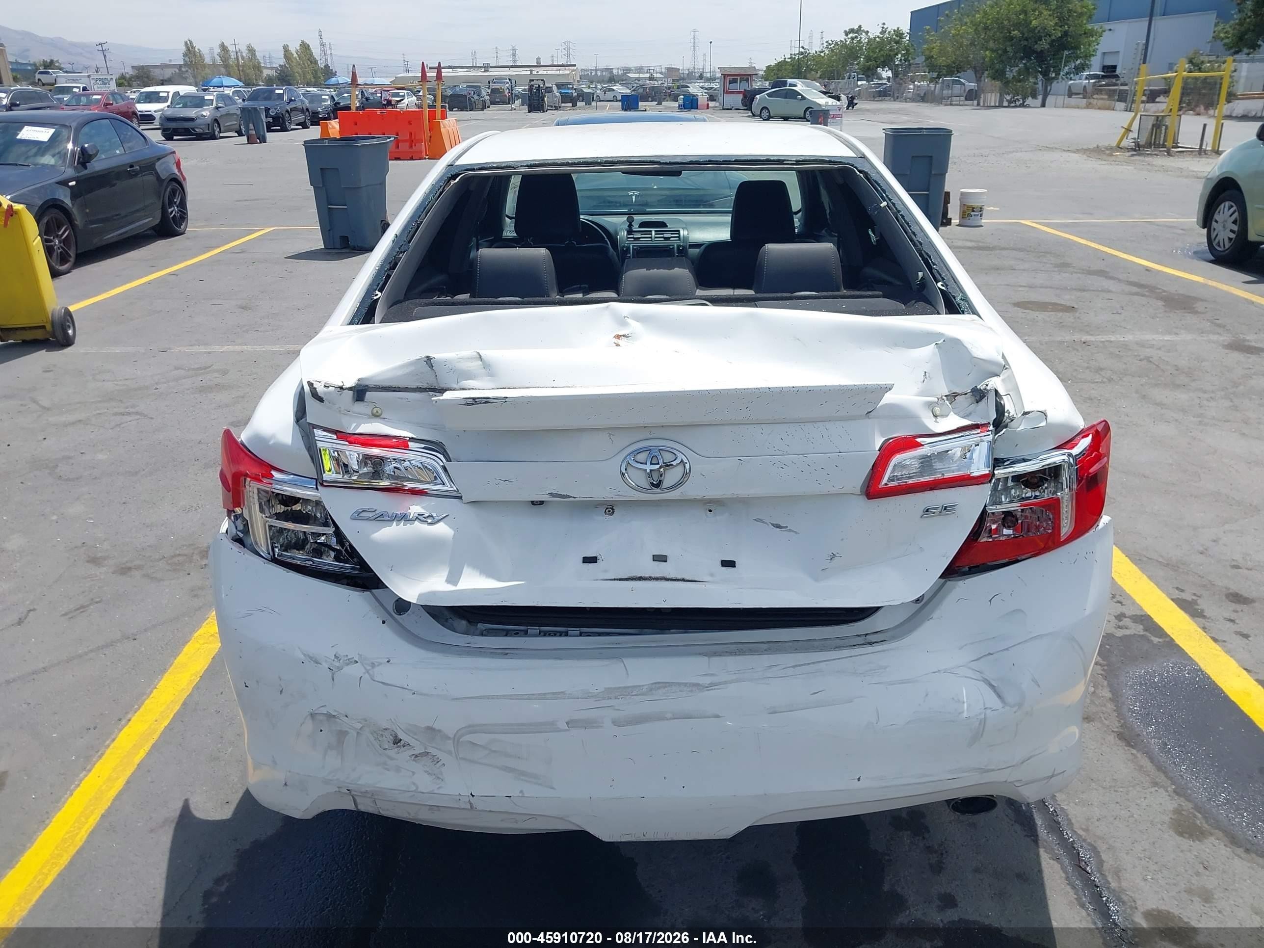 2014 Toyota Camry Se White vin: 4T1BF1FK1EU787686