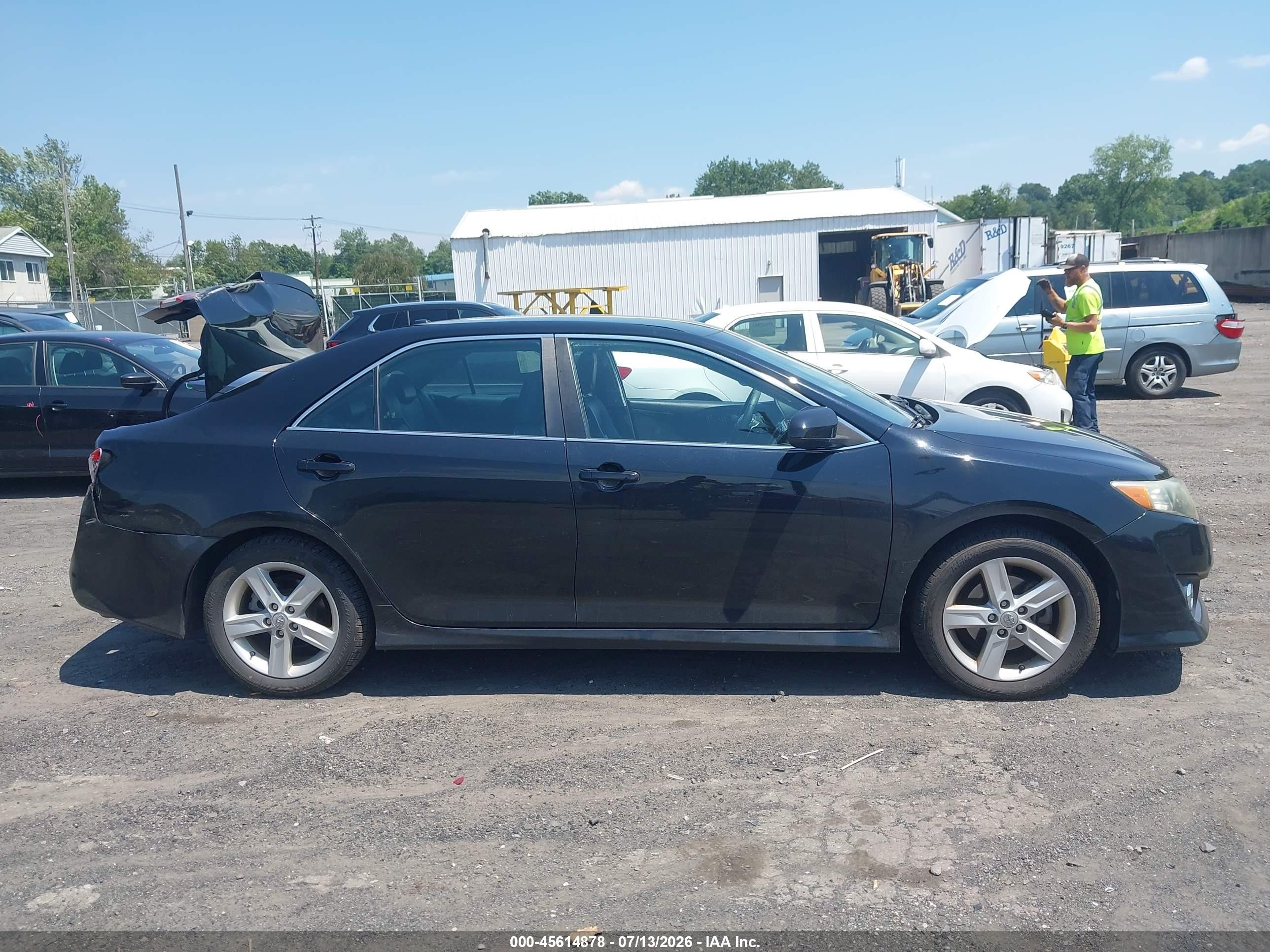 2014 Toyota Camry Se Black vin: 4T1BF1FK1EU817916