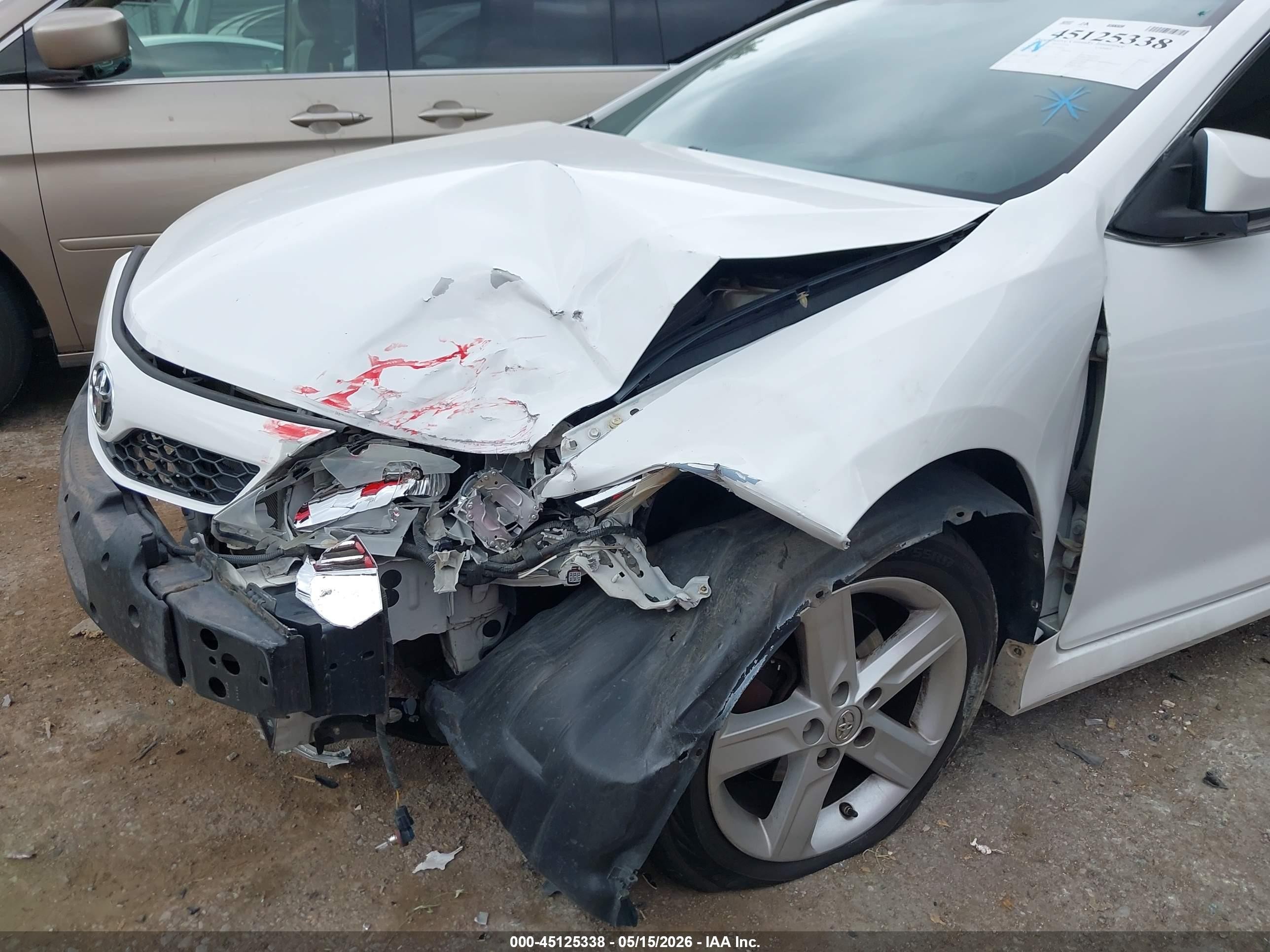 2014 Toyota Camry Se White vin: 4T1BF1FK1EU834912