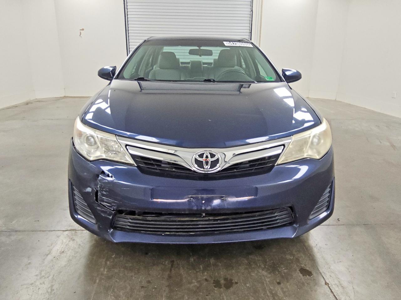 2014 Toyota Camry Le Blue vin: 4T1BF1FK1EU840371