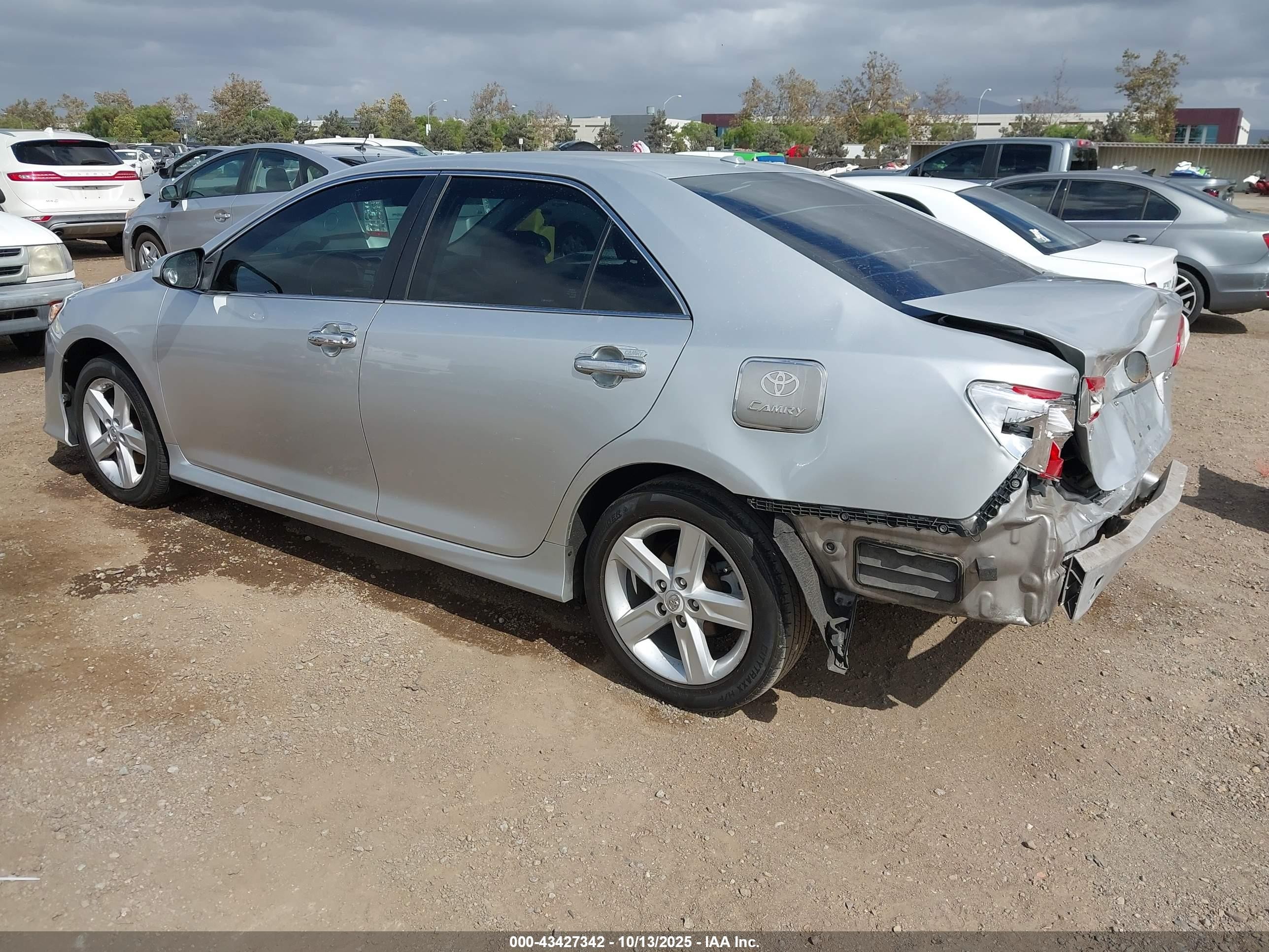 2014 Toyota Camry Se Silver vin: 4T1BF1FK1EU857123