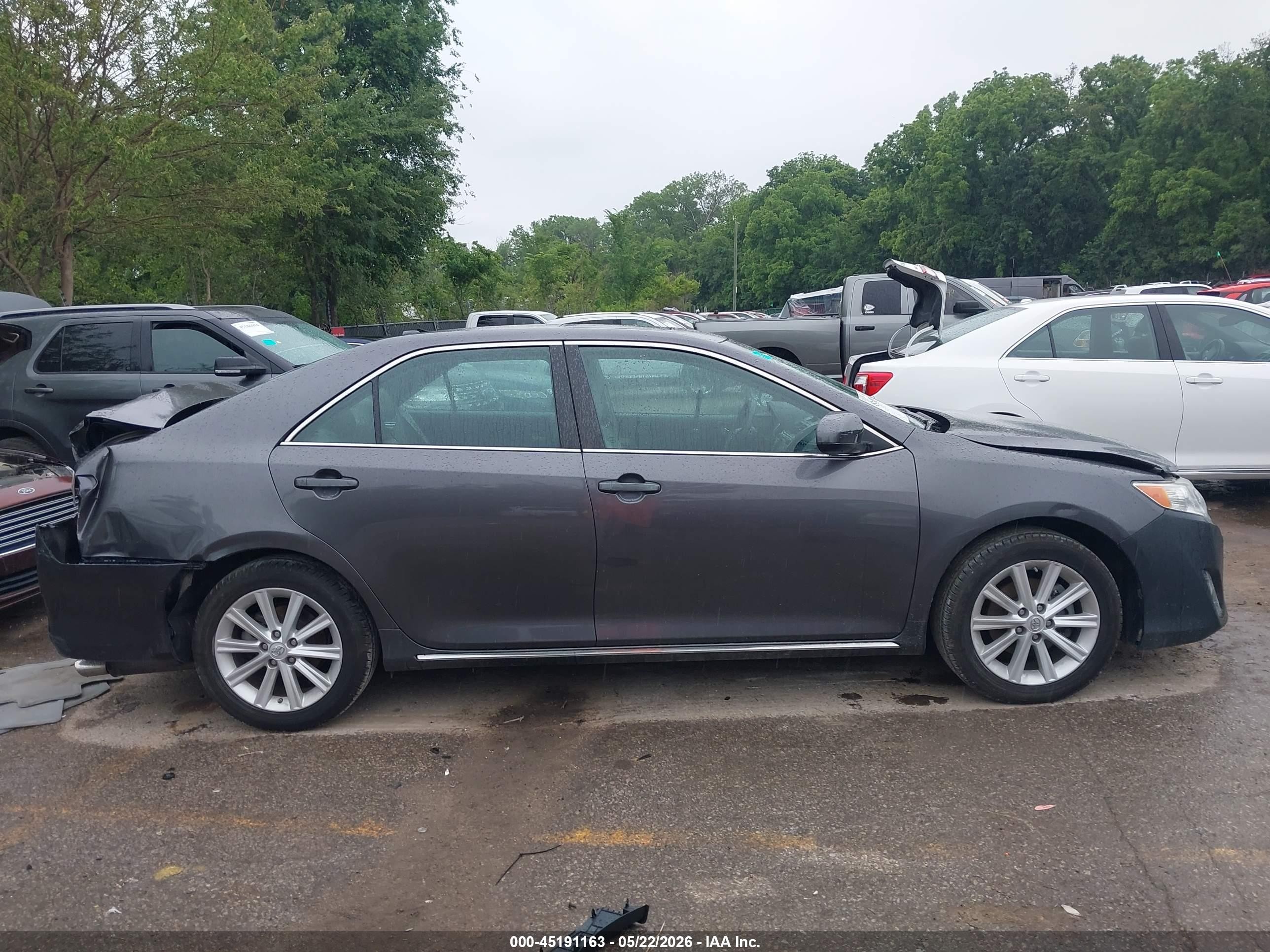 2014 Toyota Camry Xle Gray vin: 4T1BF1FK1EU862810