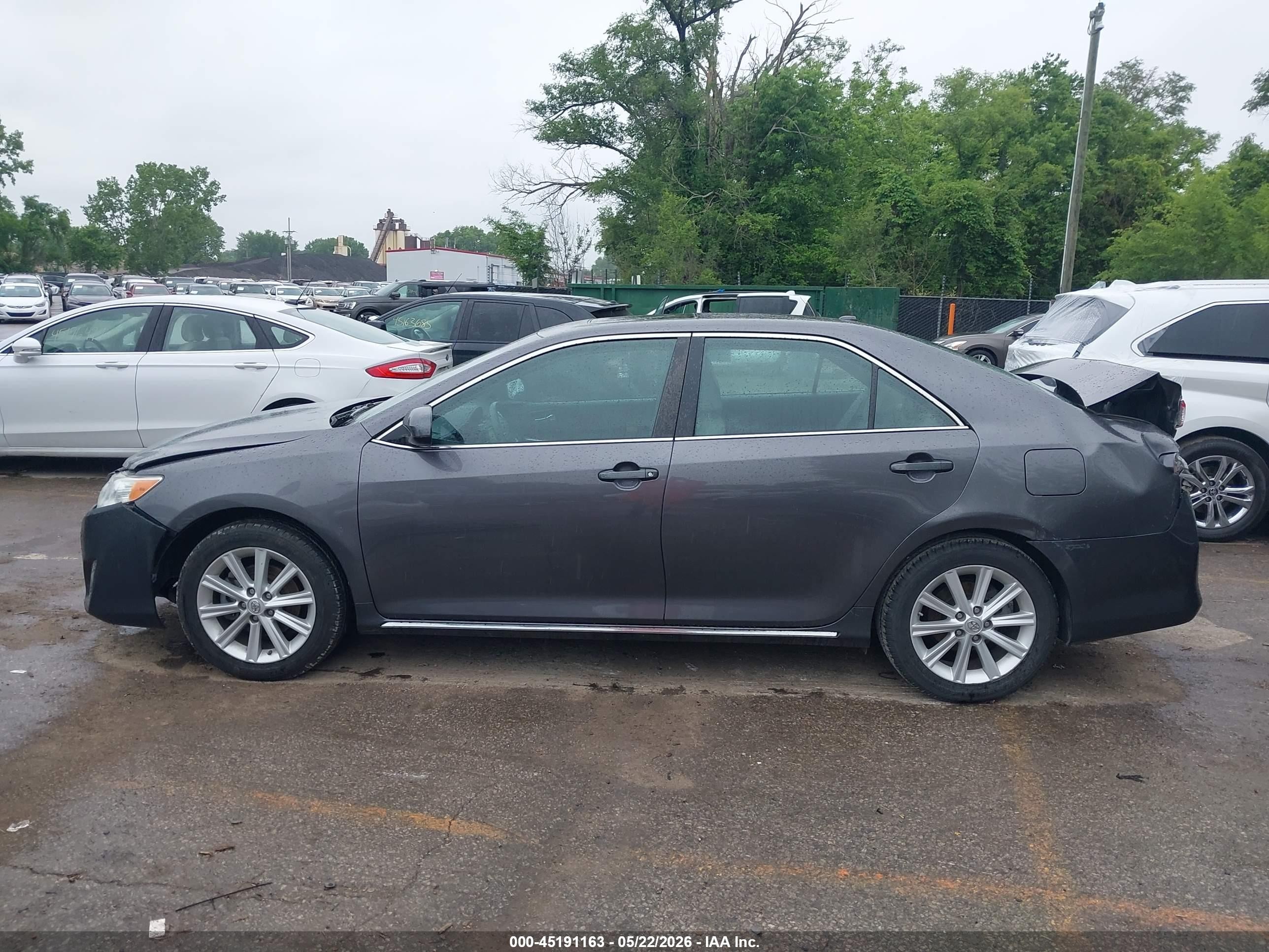 2014 Toyota Camry Xle Gray vin: 4T1BF1FK1EU862810