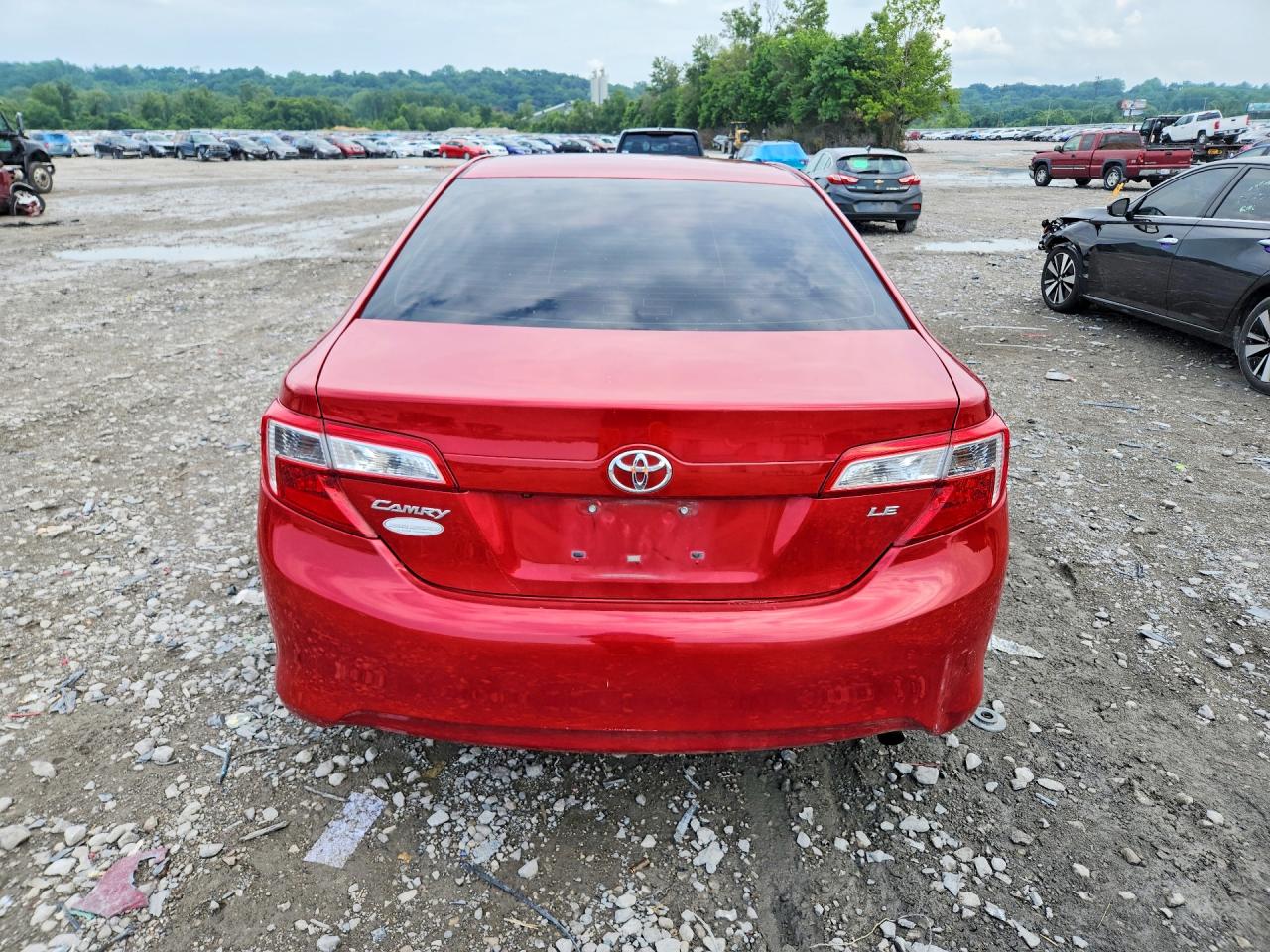 2014 Toyota Camry Le Red vin: 4T1BF1FK1EU864069