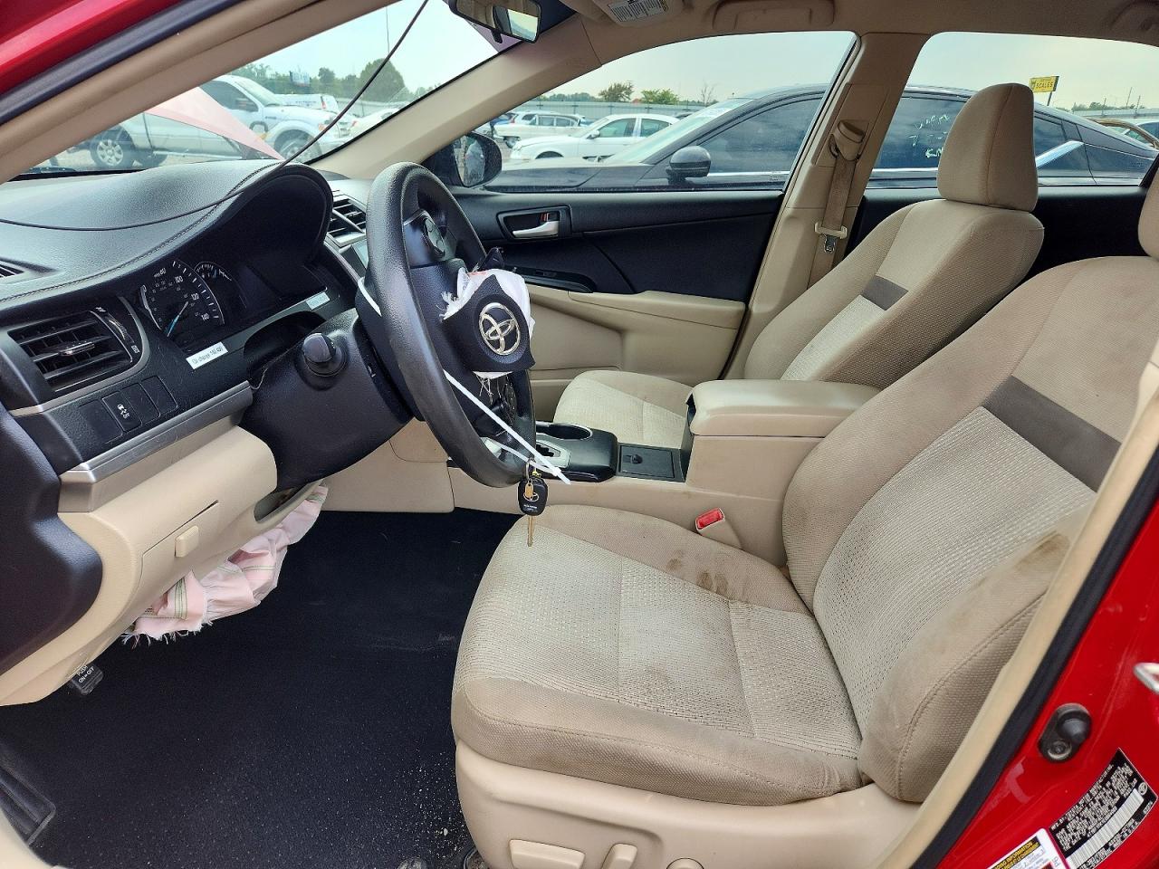 2014 Toyota Camry Le Red vin: 4T1BF1FK1EU864069