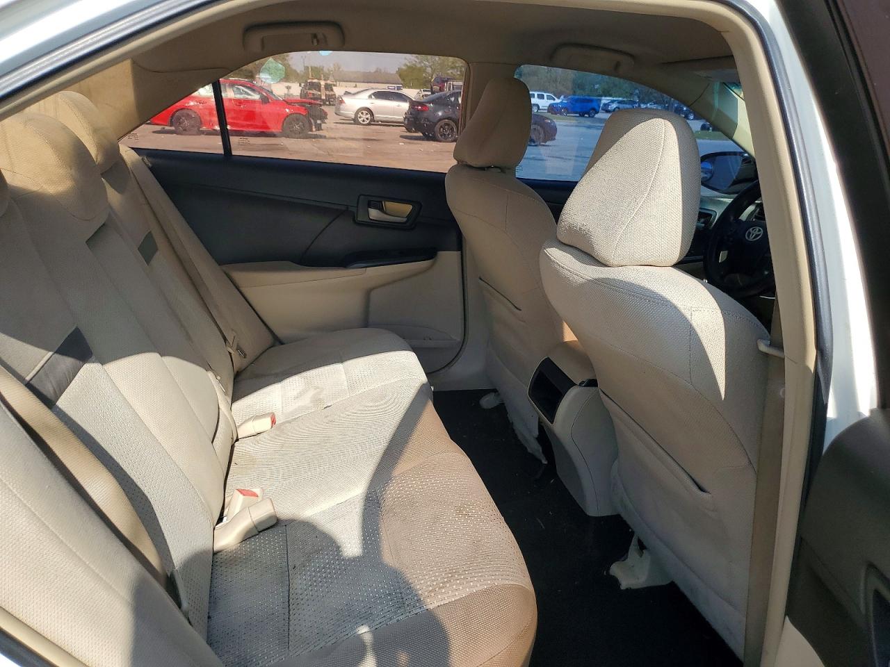 2014 Toyota Camry Le White vin: 4T1BF1FK1EU870034