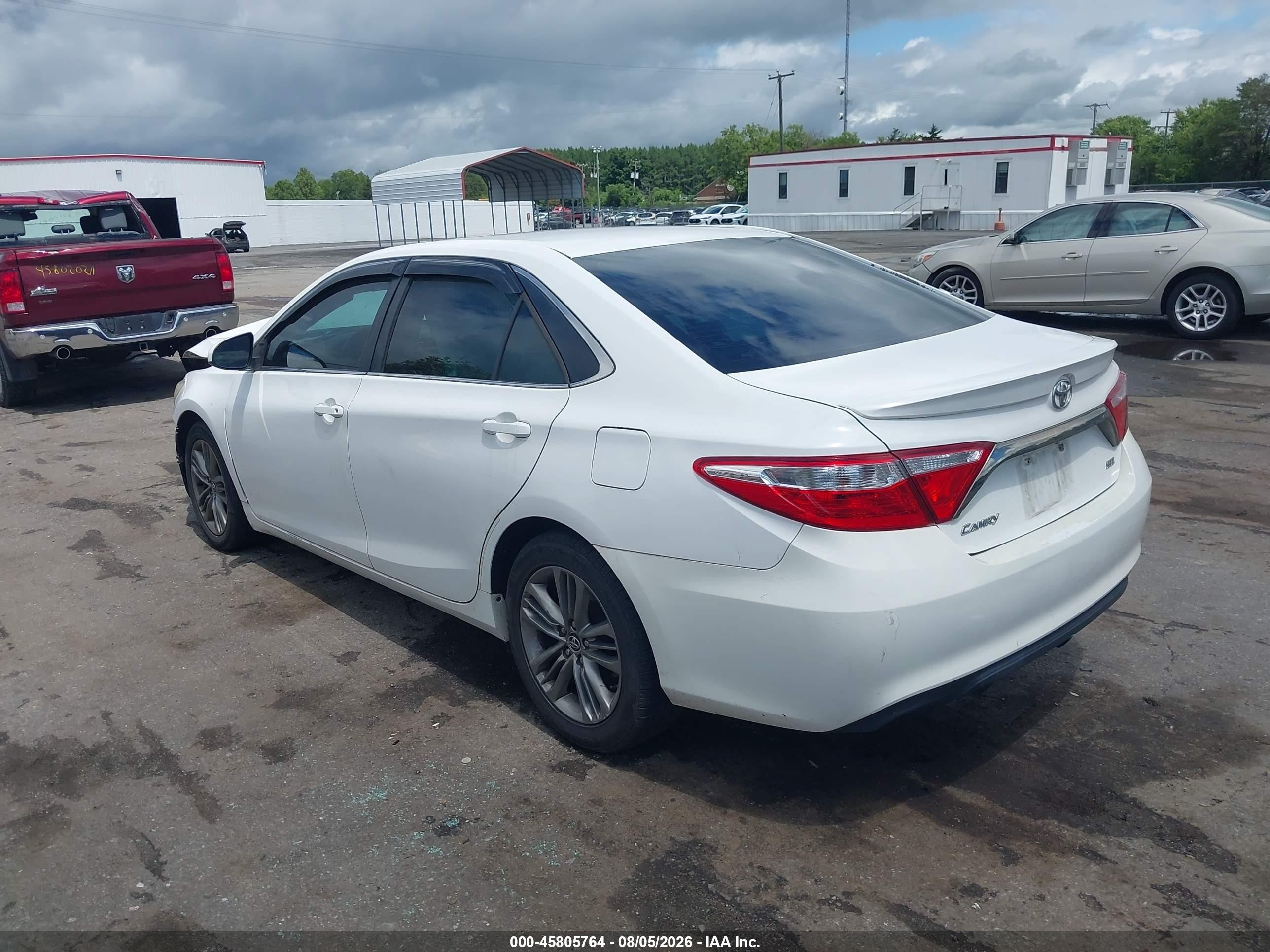 2015 Toyota Camry Se White vin: 4T1BF1FK1FU005209