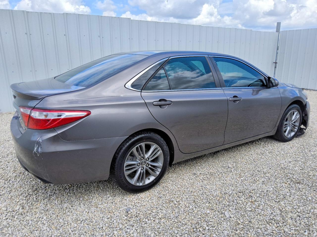 2015 Toyota Camry Se Gray vin: 4T1BF1FK1FU012337