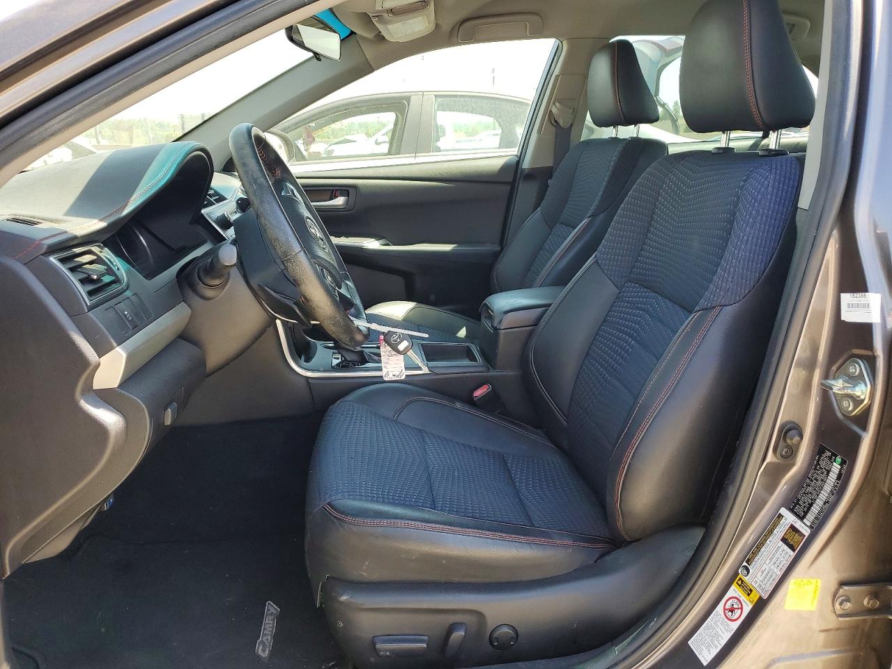 2015 Toyota Camry Se Charcoal vin: 4T1BF1FK1FU021801