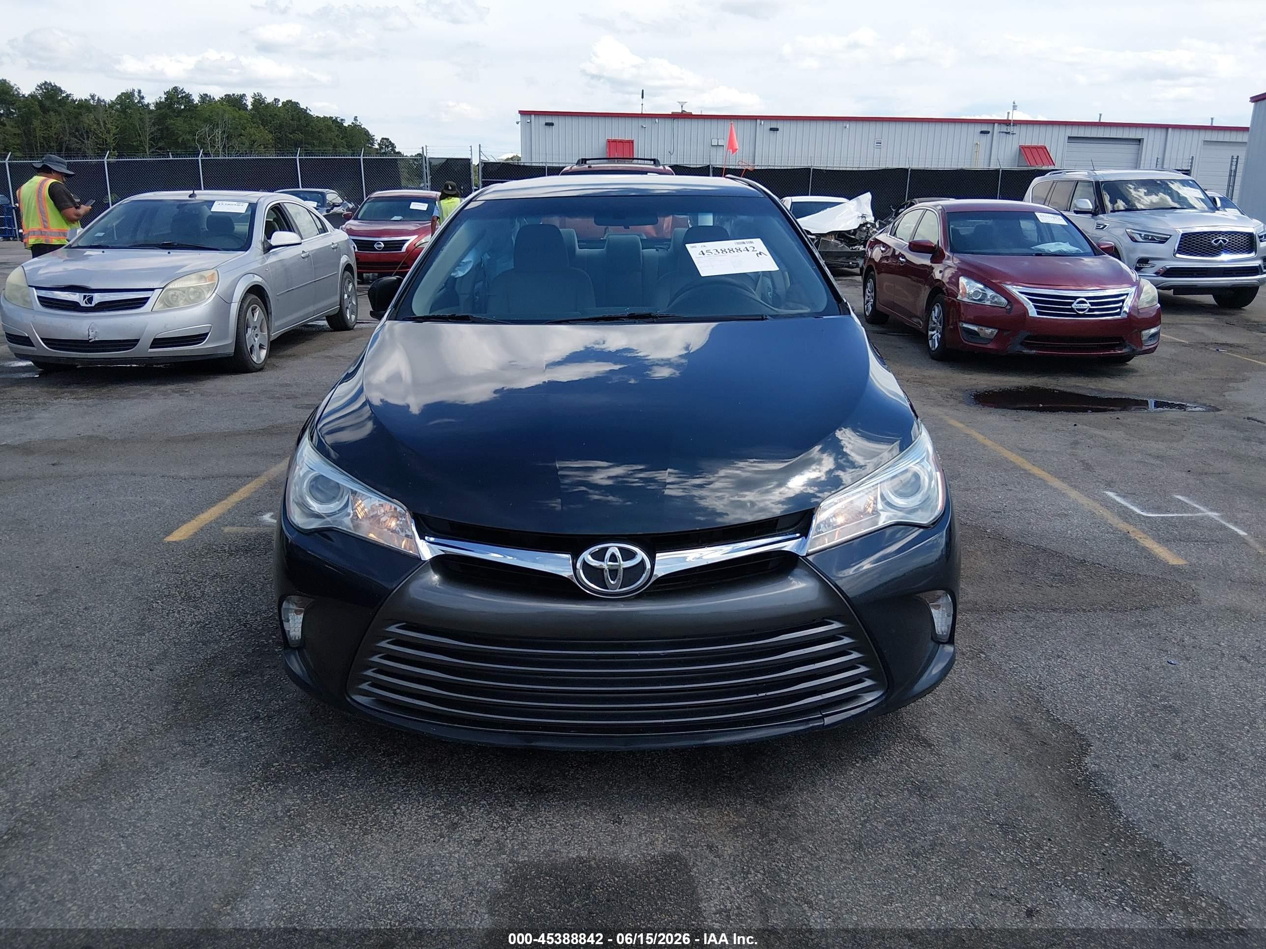2015 Toyota Camry Le Черный vin: 4T1BF1FK1FU024536