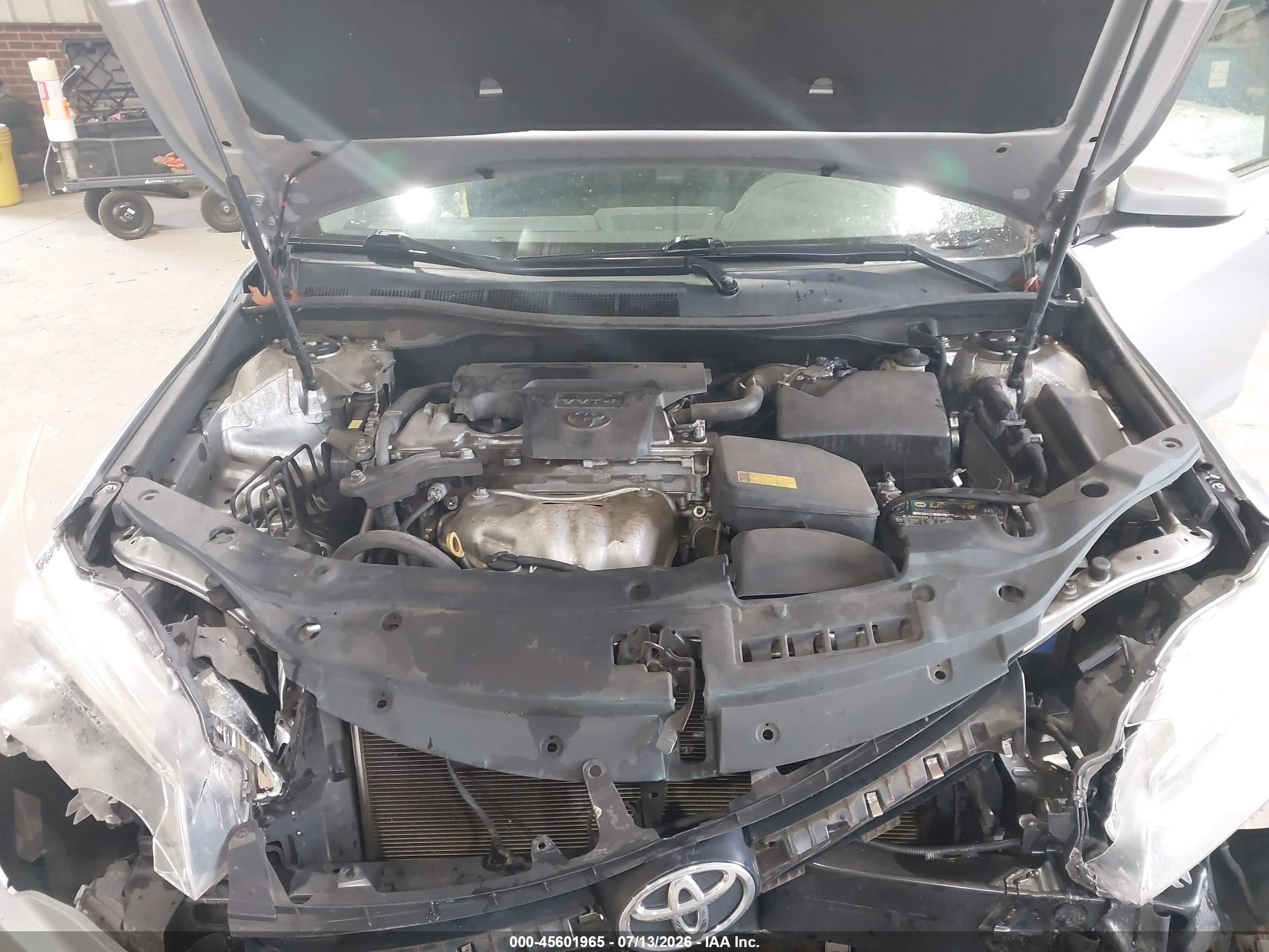2015 Toyota Camry Le Silver vin: 4T1BF1FK1FU026416