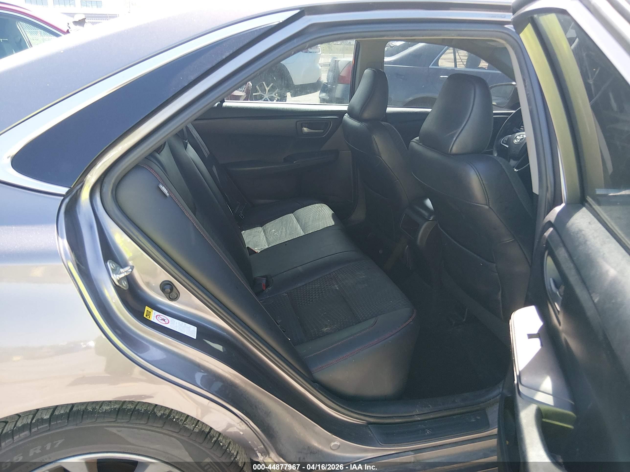 2015 Toyota Camry Se Gray vin: 4T1BF1FK1FU031647