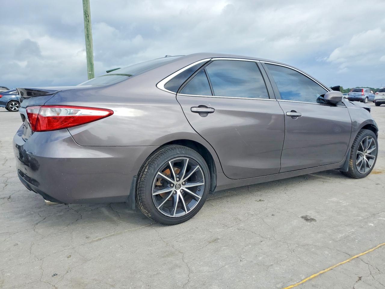 2015 Toyota Camry Xse Gray vin: 4T1BF1FK1FU042115