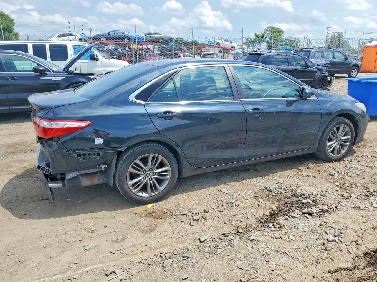 2015 Toyota Camry Se Blue vin: 4T1BF1FK1FU042504
