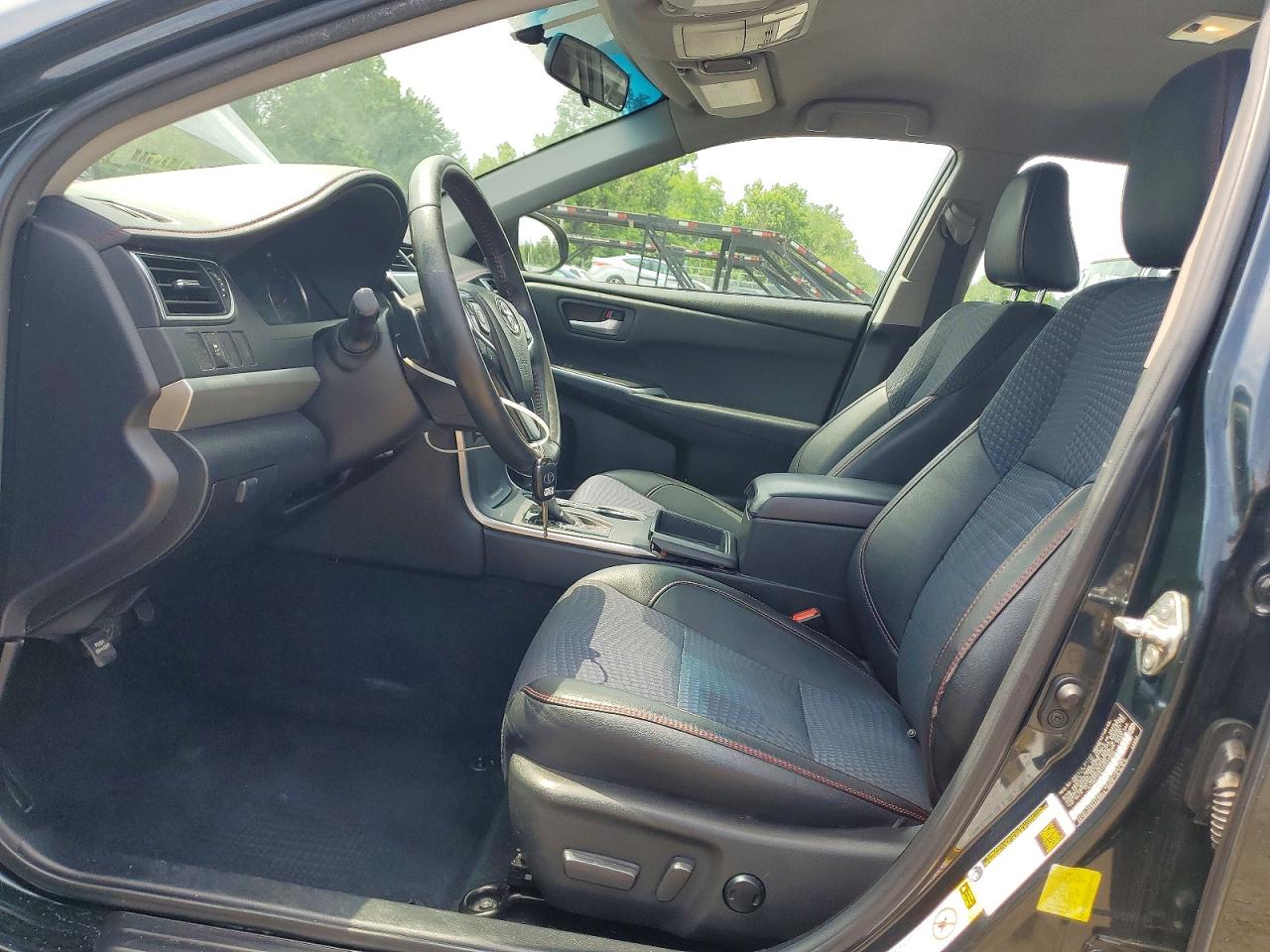 2015 Toyota Camry Se Blue vin: 4T1BF1FK1FU042504