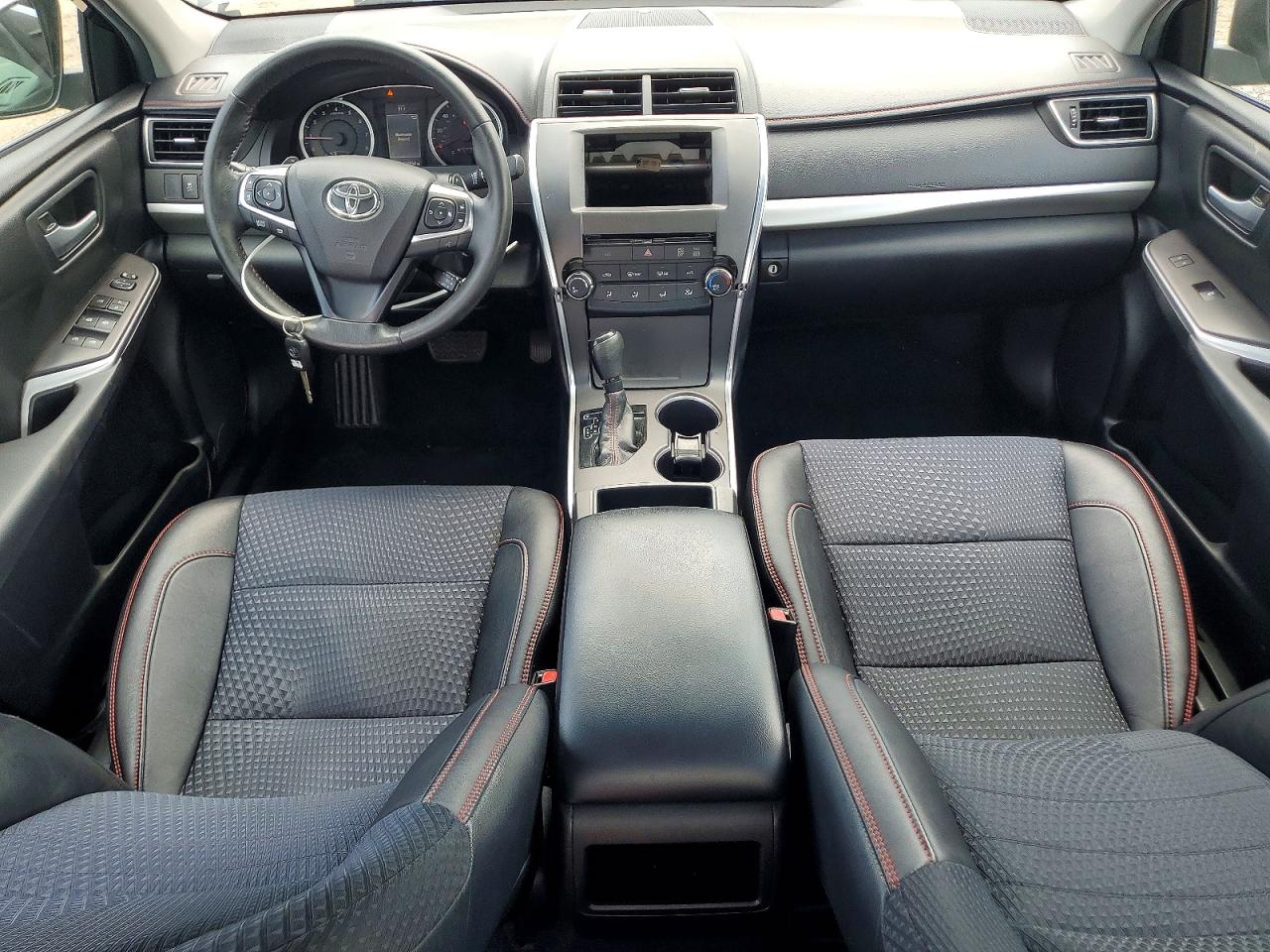 2015 Toyota Camry Se Blue vin: 4T1BF1FK1FU042504