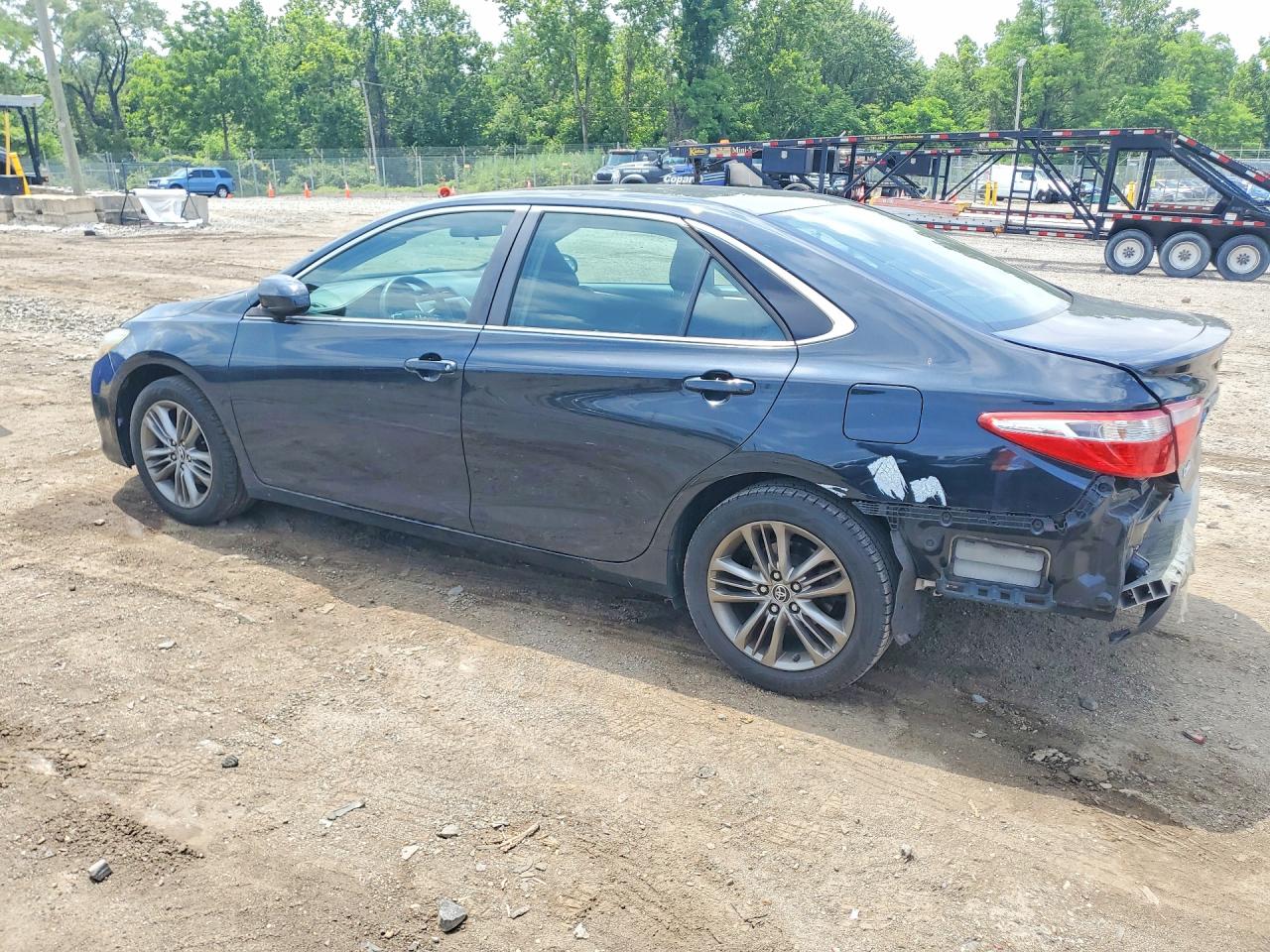 2015 Toyota Camry Se Blue vin: 4T1BF1FK1FU042504