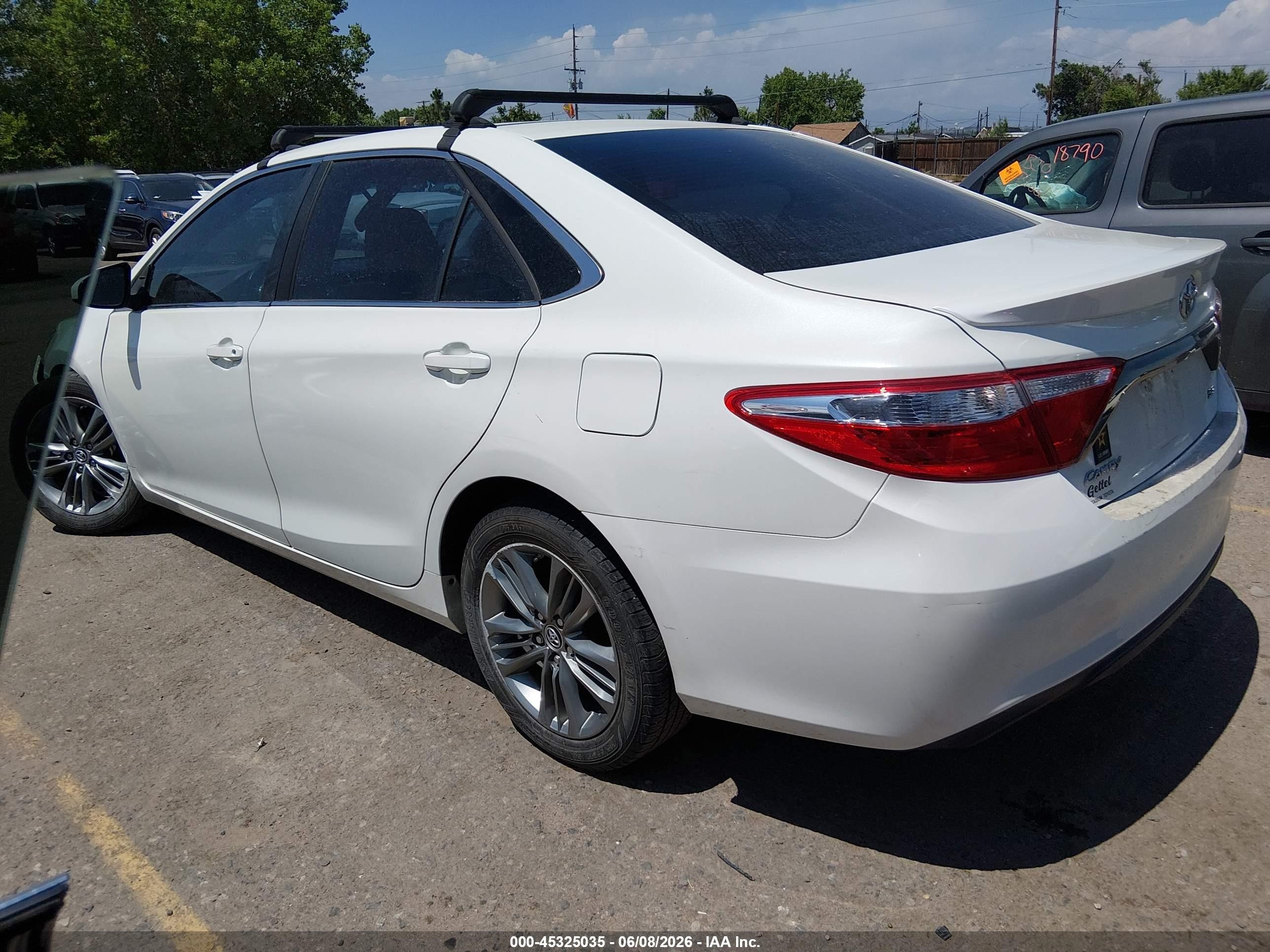 2015 Toyota Camry Se White vin: 4T1BF1FK1FU044110