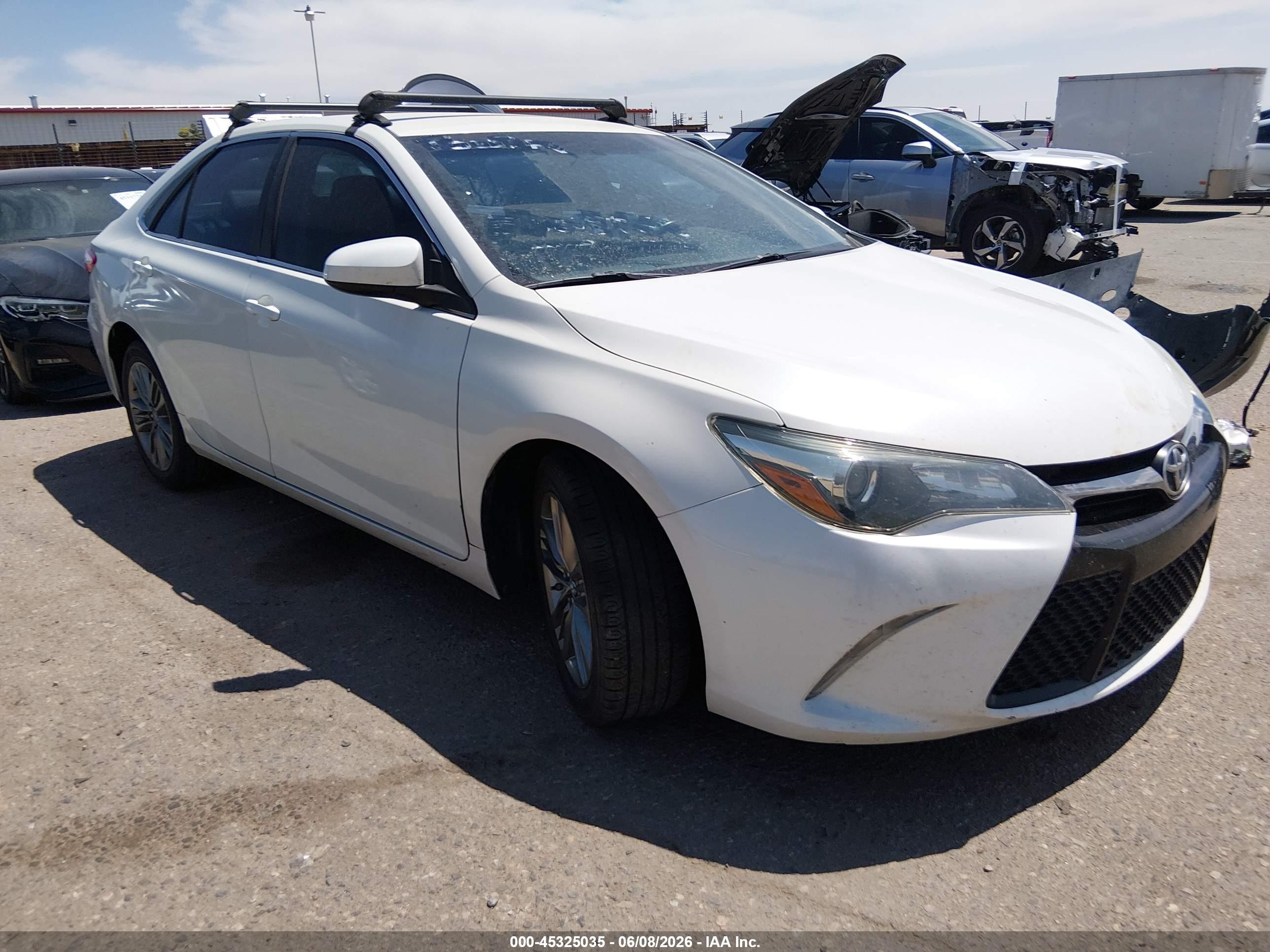2015 Toyota Camry Se White vin: 4T1BF1FK1FU044110