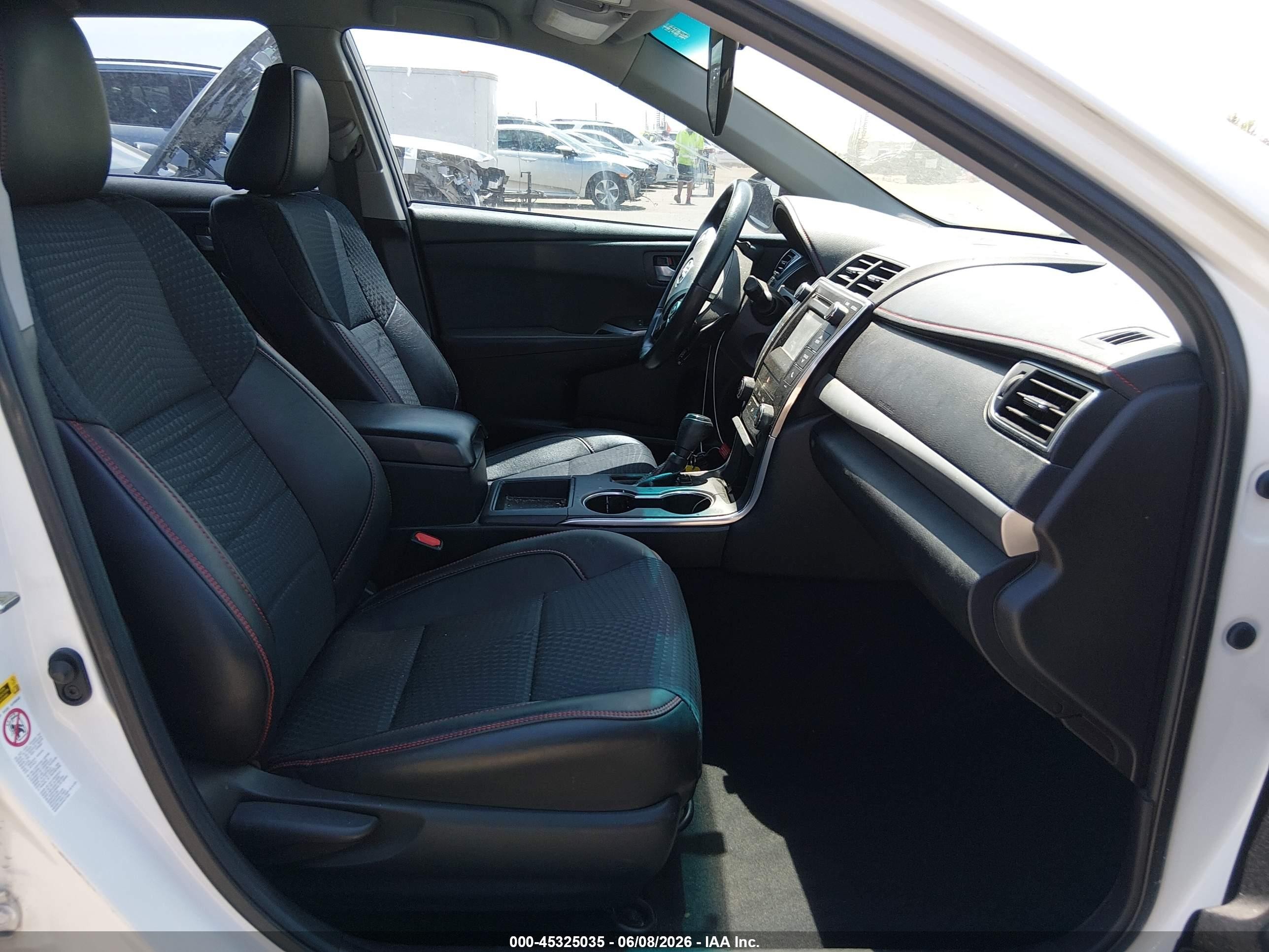 2015 Toyota Camry Se White vin: 4T1BF1FK1FU044110