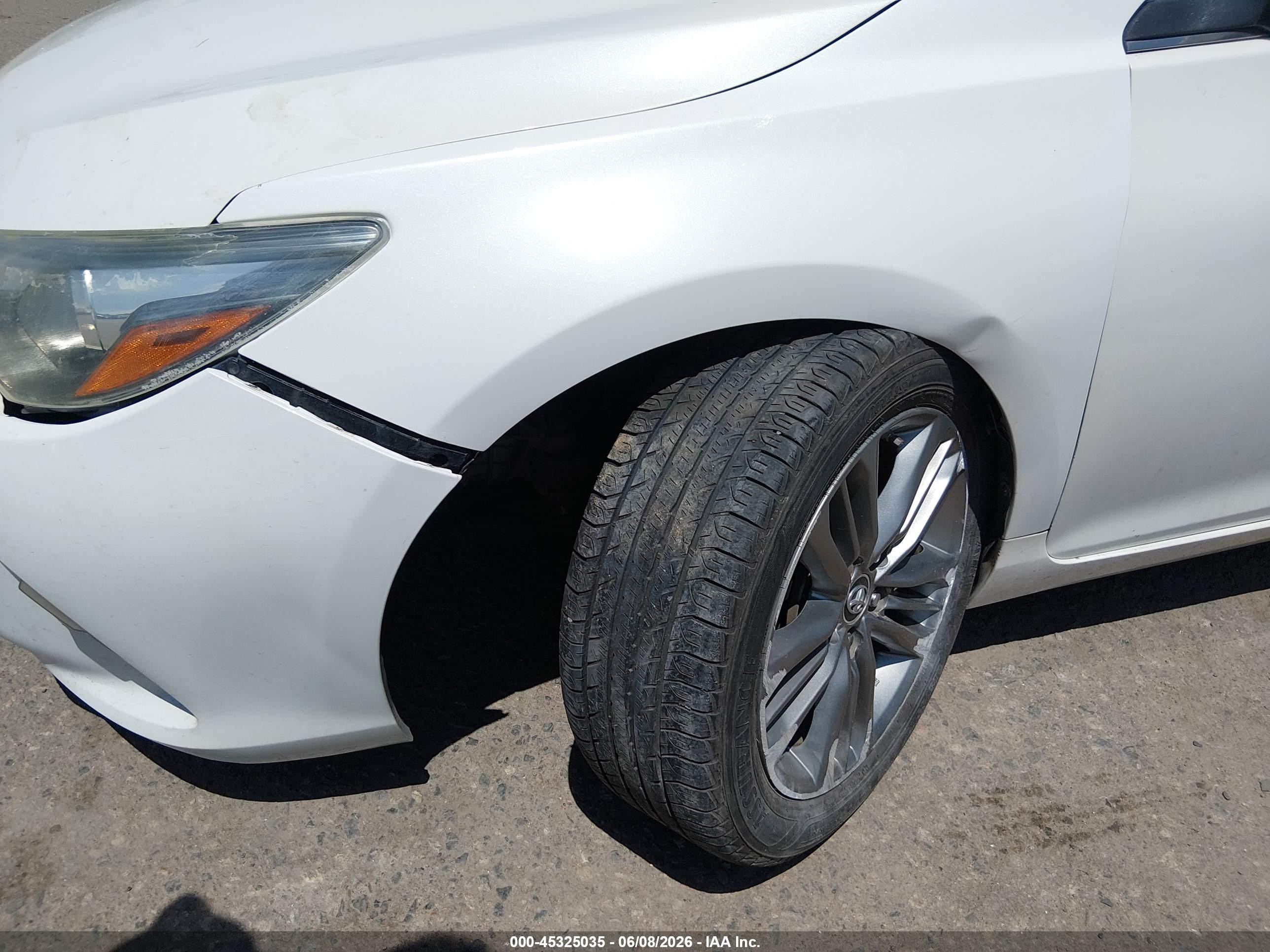 2015 Toyota Camry Se White vin: 4T1BF1FK1FU044110