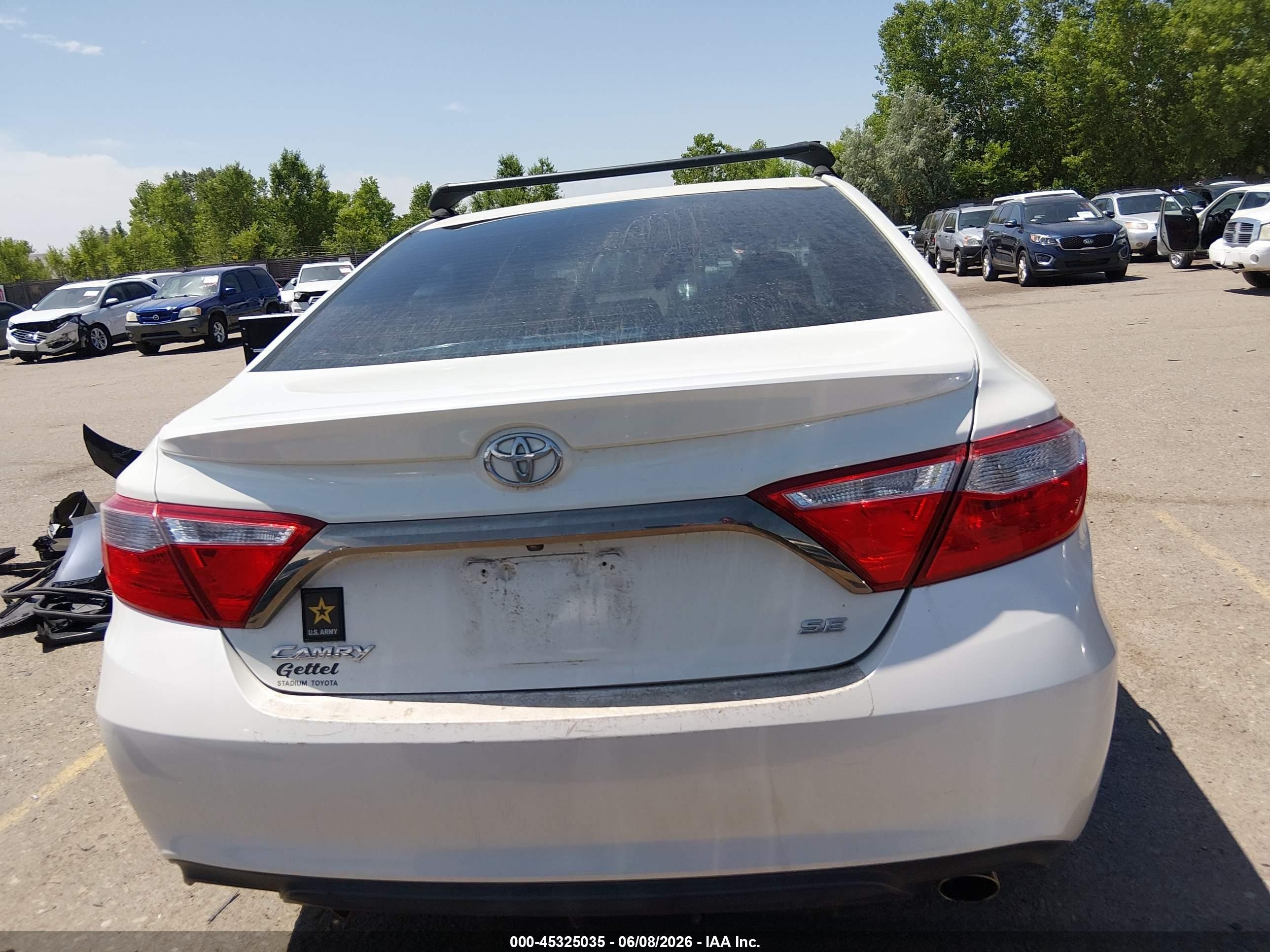 2015 Toyota Camry Se White vin: 4T1BF1FK1FU044110