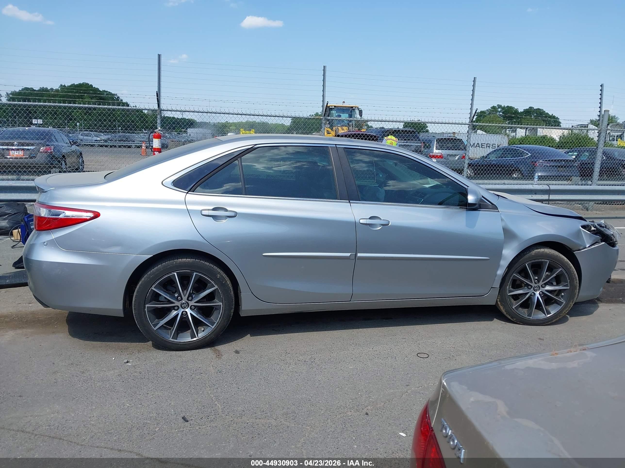 2015 Toyota Camry Xse Silver vin: 4T1BF1FK1FU047976