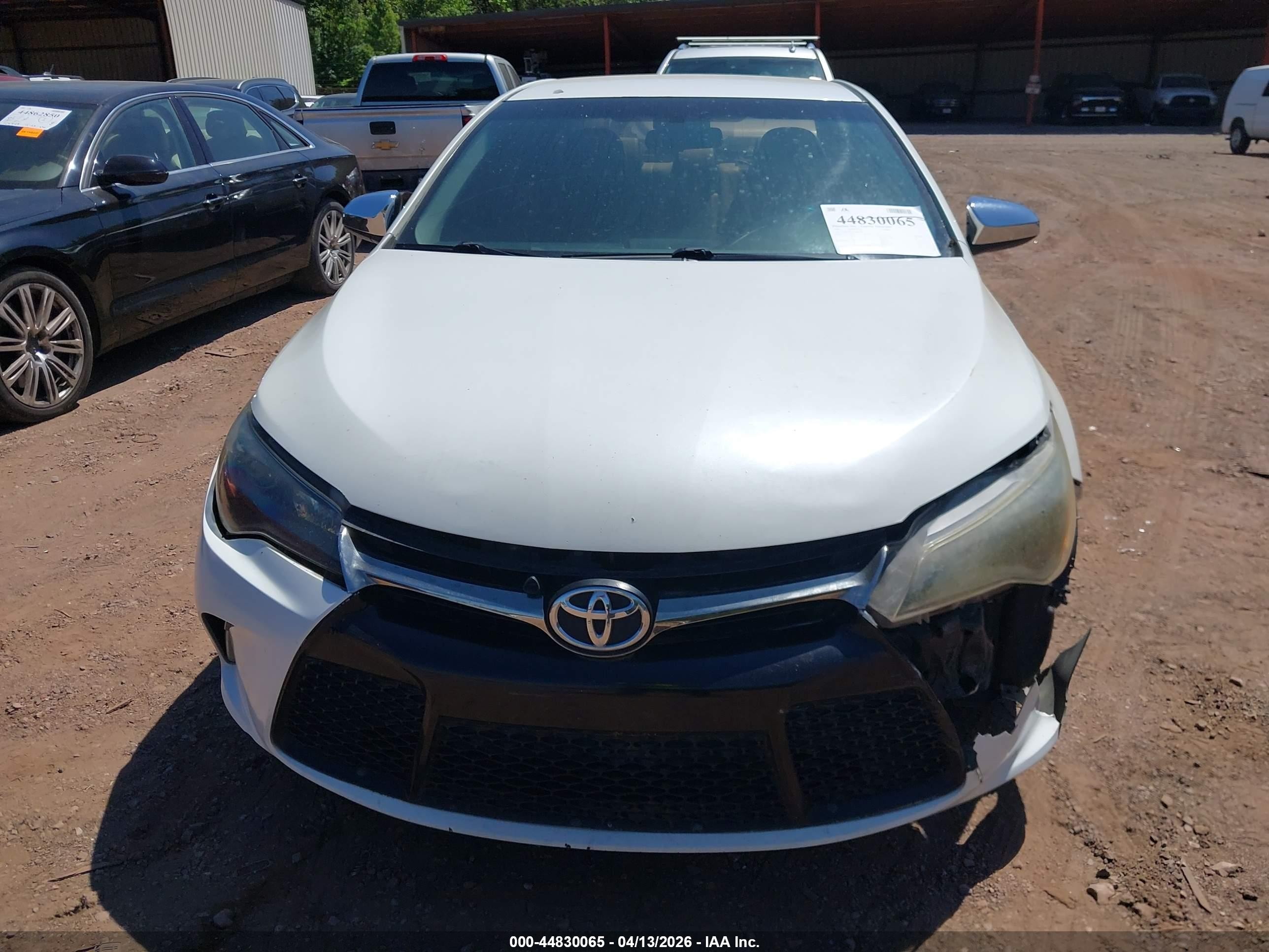 2015 Toyota Camry Se White vin: 4T1BF1FK1FU048528