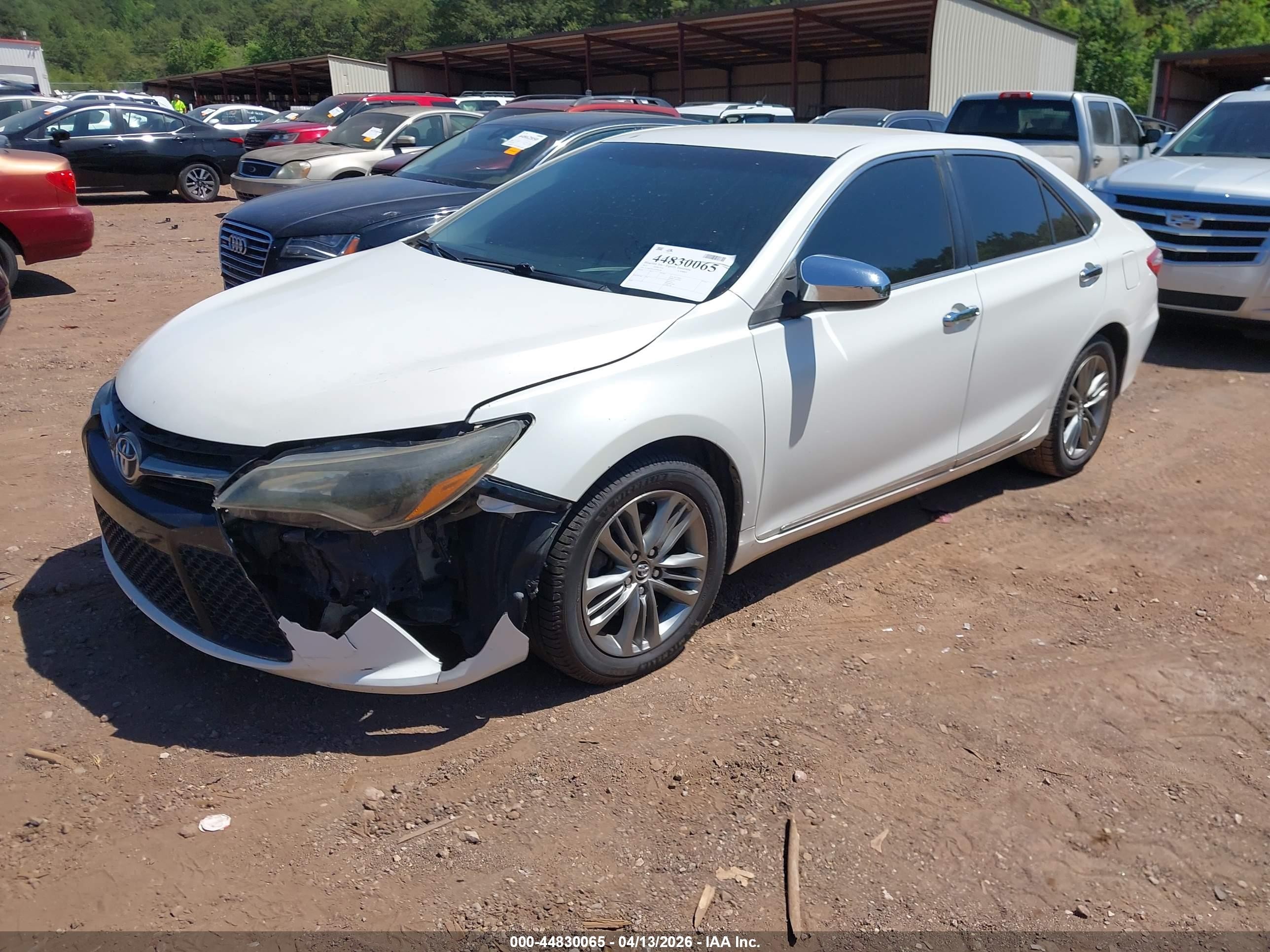 2015 Toyota Camry Se White vin: 4T1BF1FK1FU048528
