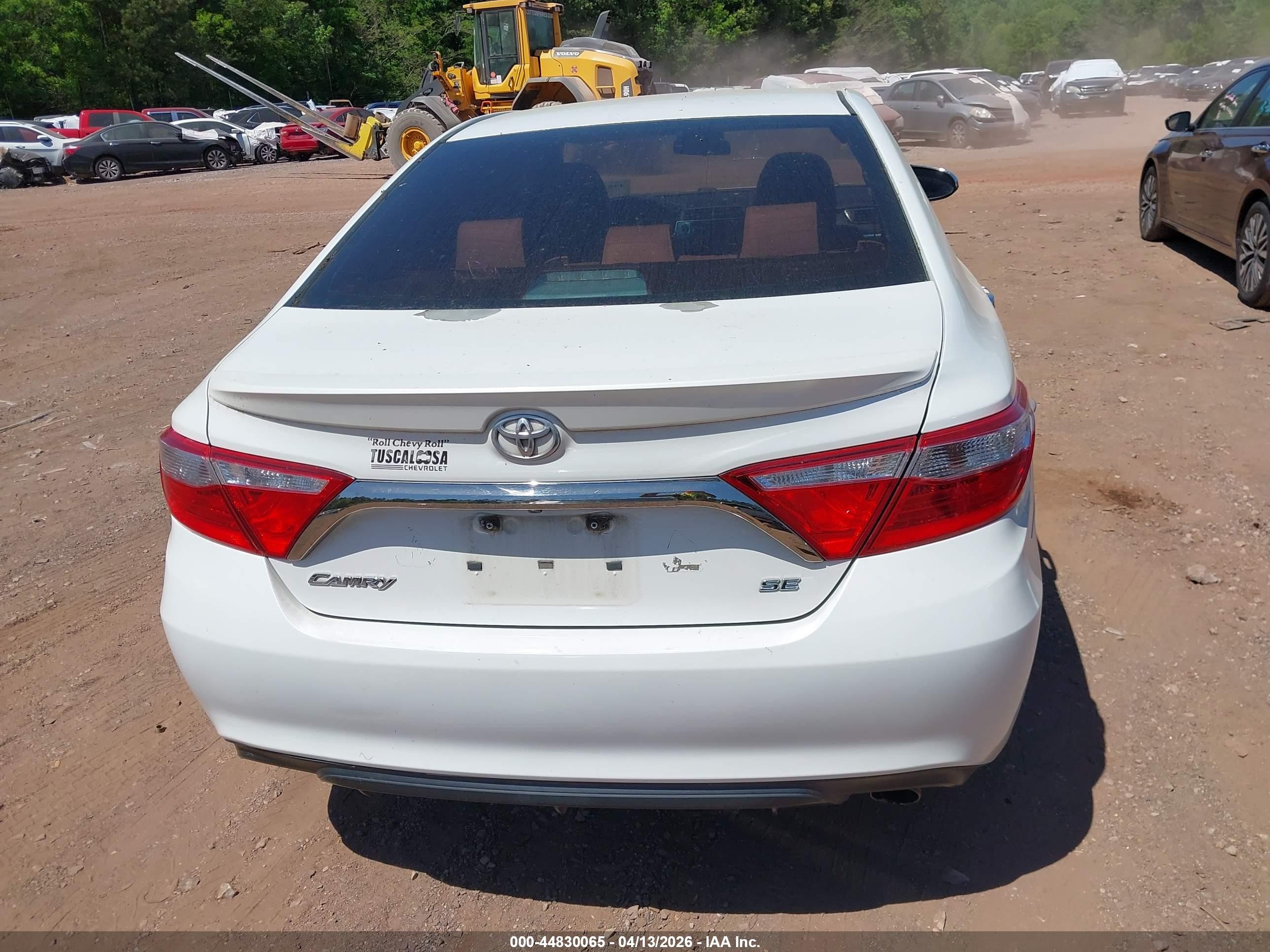 2015 Toyota Camry Se White vin: 4T1BF1FK1FU048528