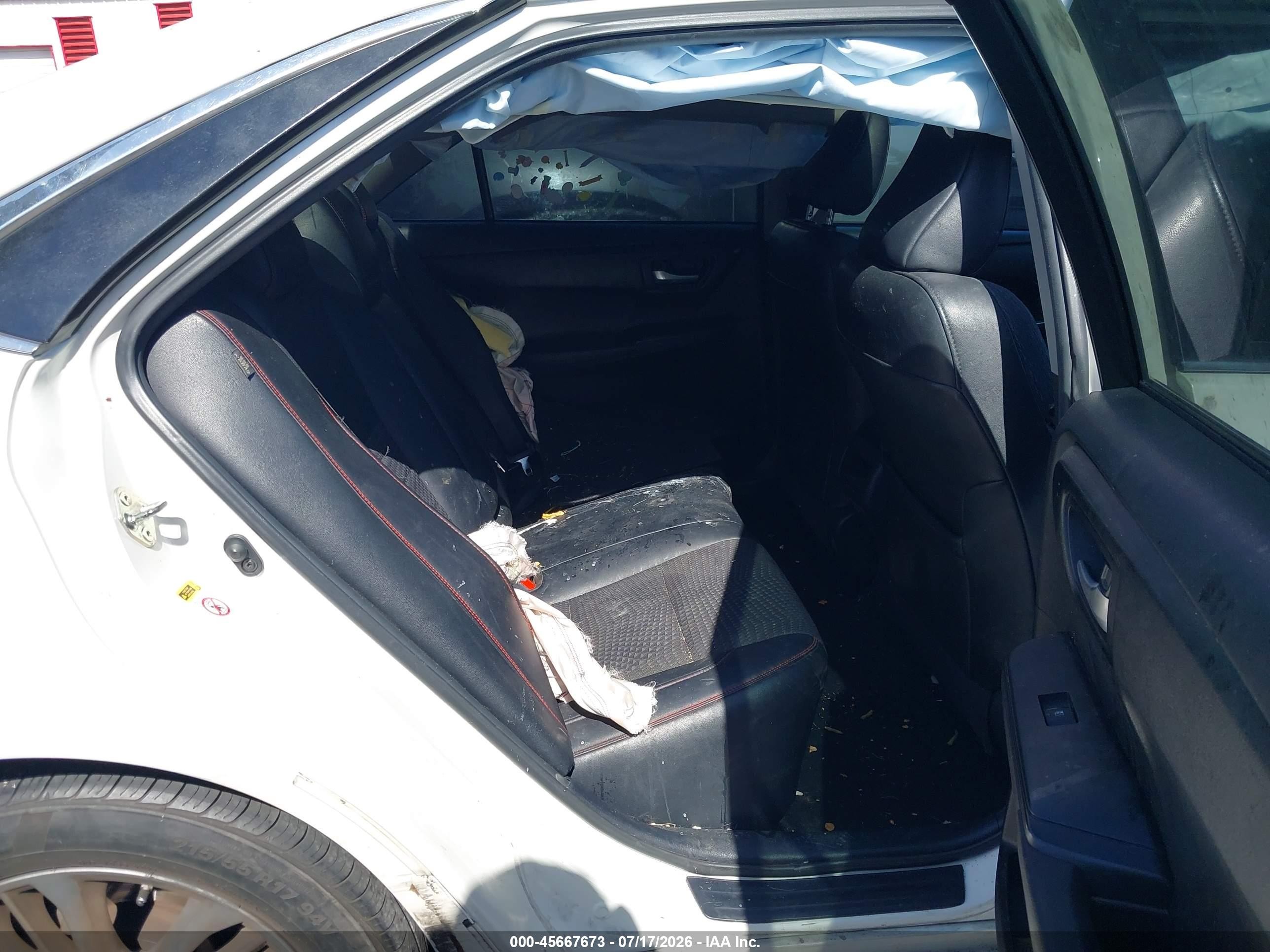 2015 Toyota Camry Se White vin: 4T1BF1FK1FU055446
