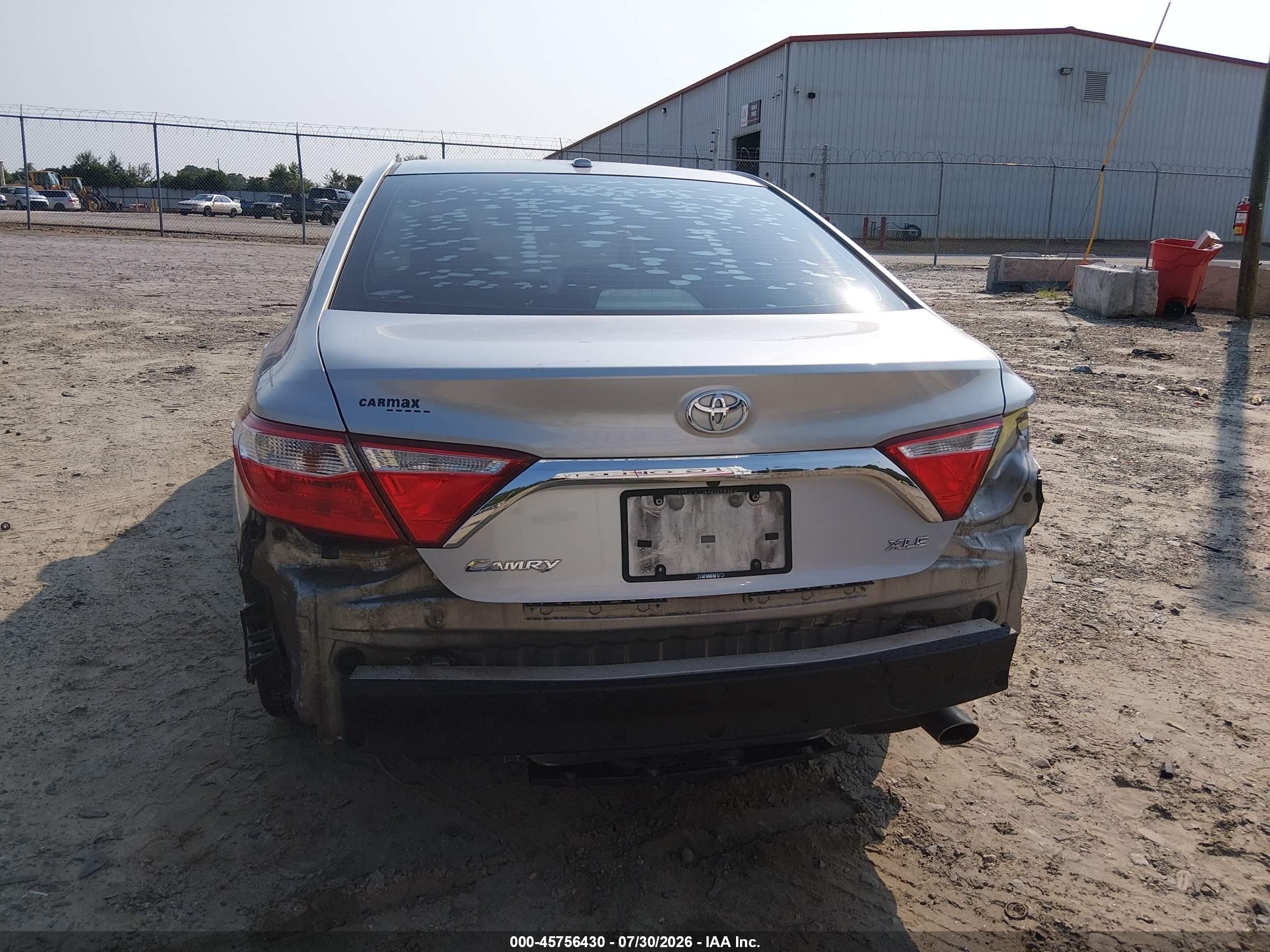 2015 Toyota Camry Xle Серебряный vin: 4T1BF1FK1FU060114
