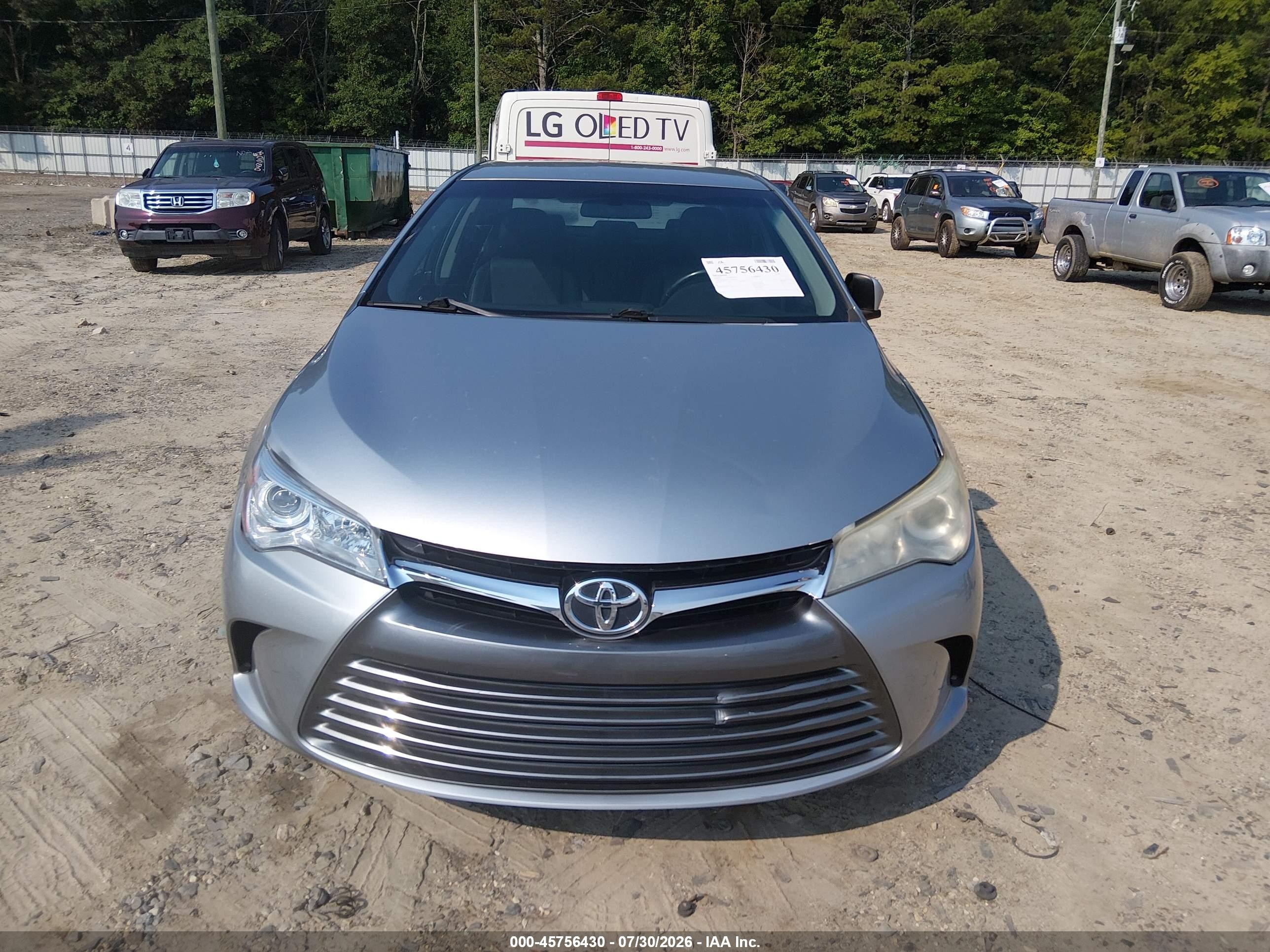 2015 Toyota Camry Xle Серебряный vin: 4T1BF1FK1FU060114