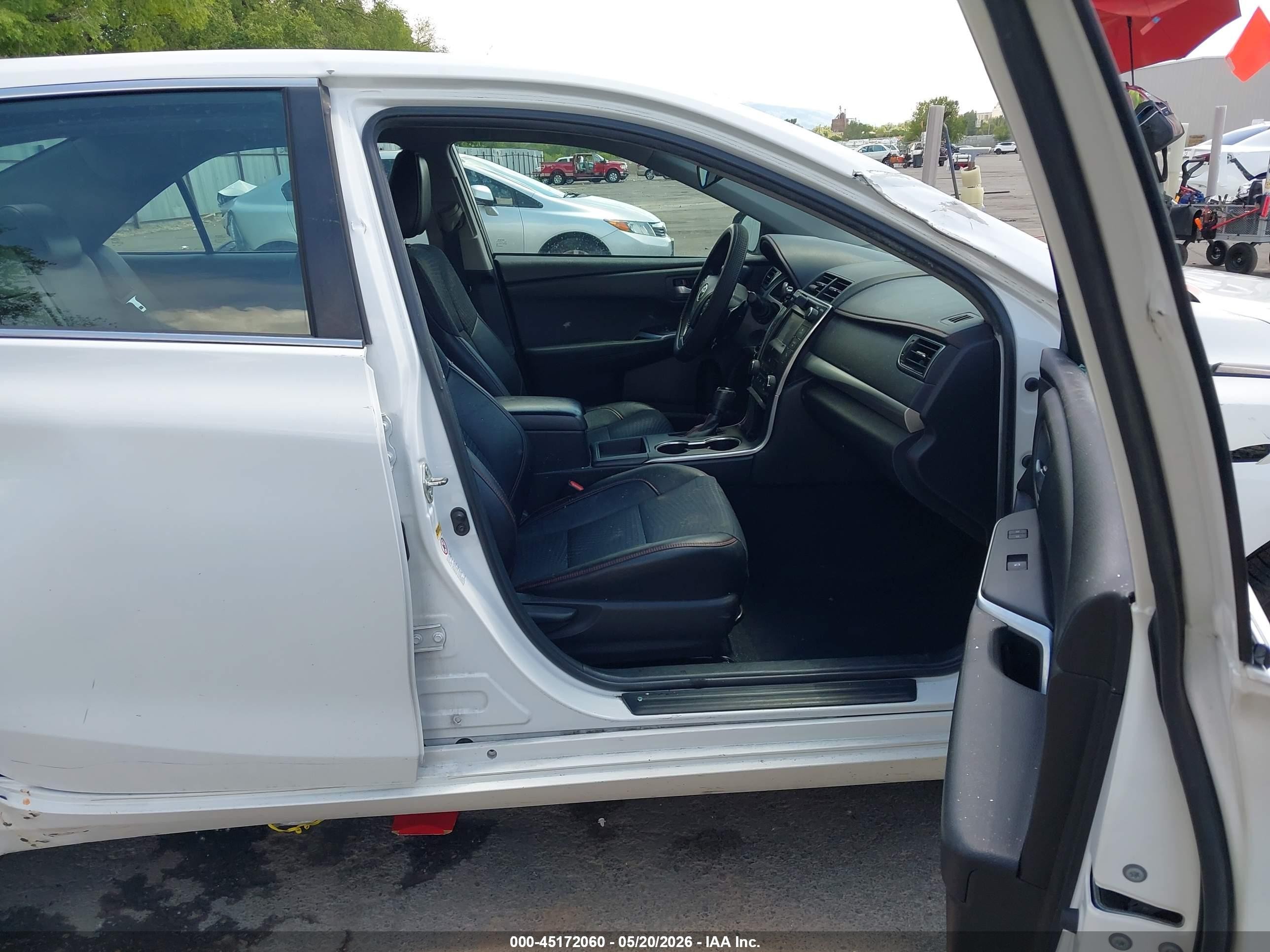 2015 Toyota Camry Se Белый vin: 4T1BF1FK1FU061635