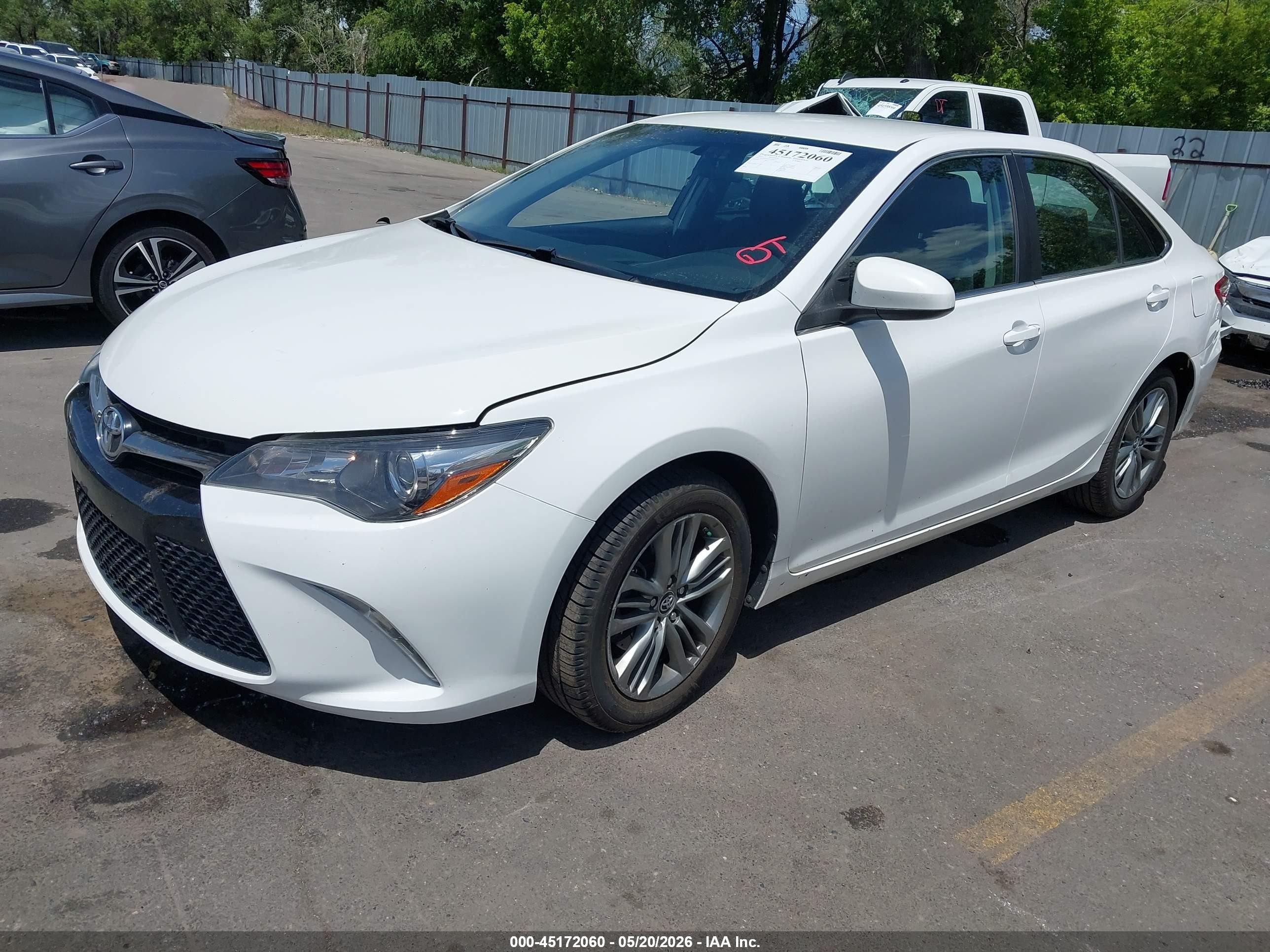 2015 Toyota Camry Se Белый vin: 4T1BF1FK1FU061635