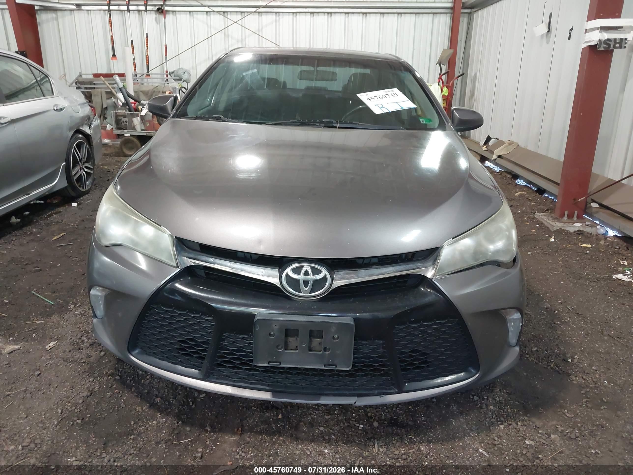 2015 Toyota Camry Xse Серый vin: 4T1BF1FK1FU062199