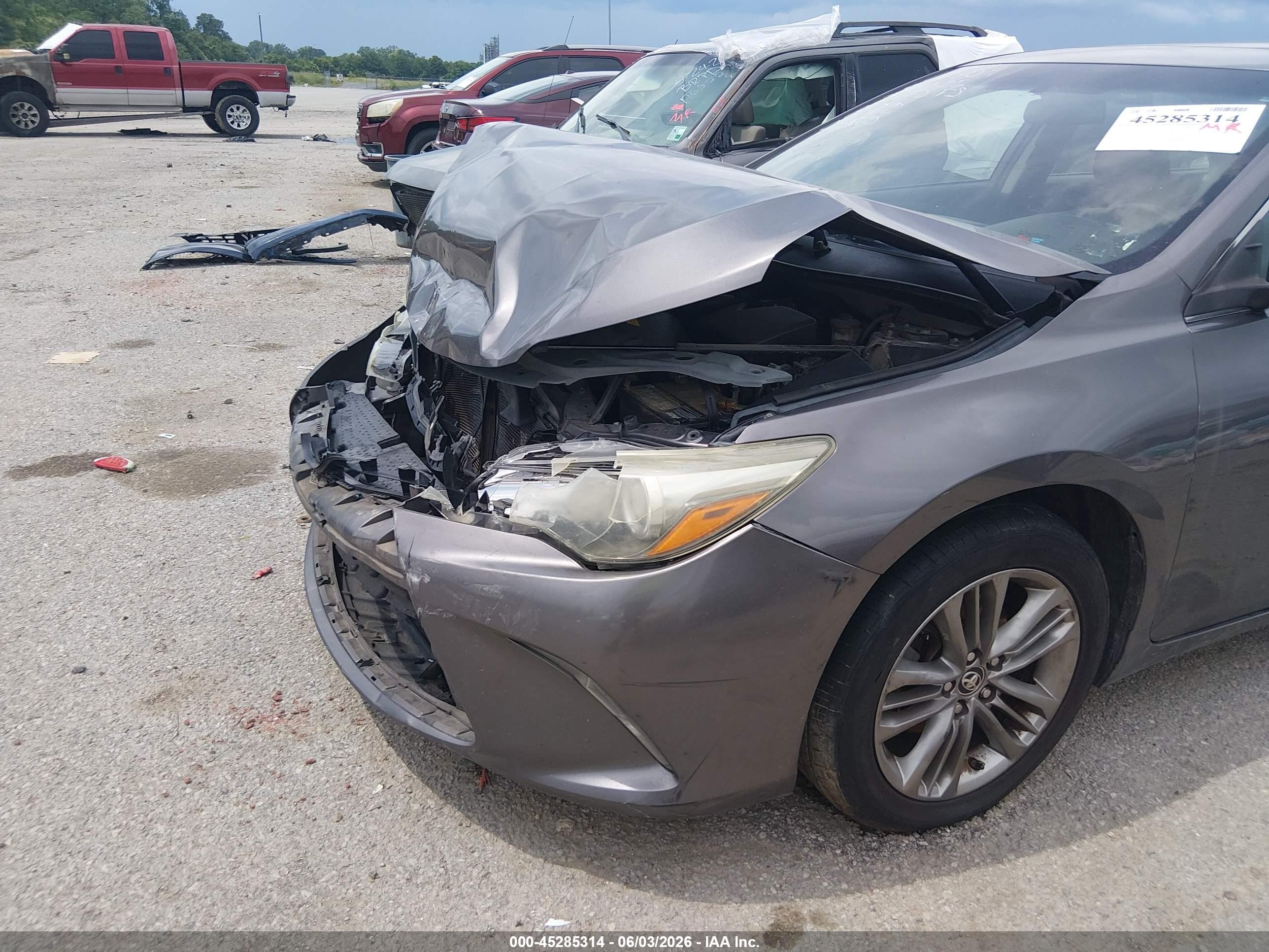 2015 Toyota Camry Se Серый vin: 4T1BF1FK1FU074580