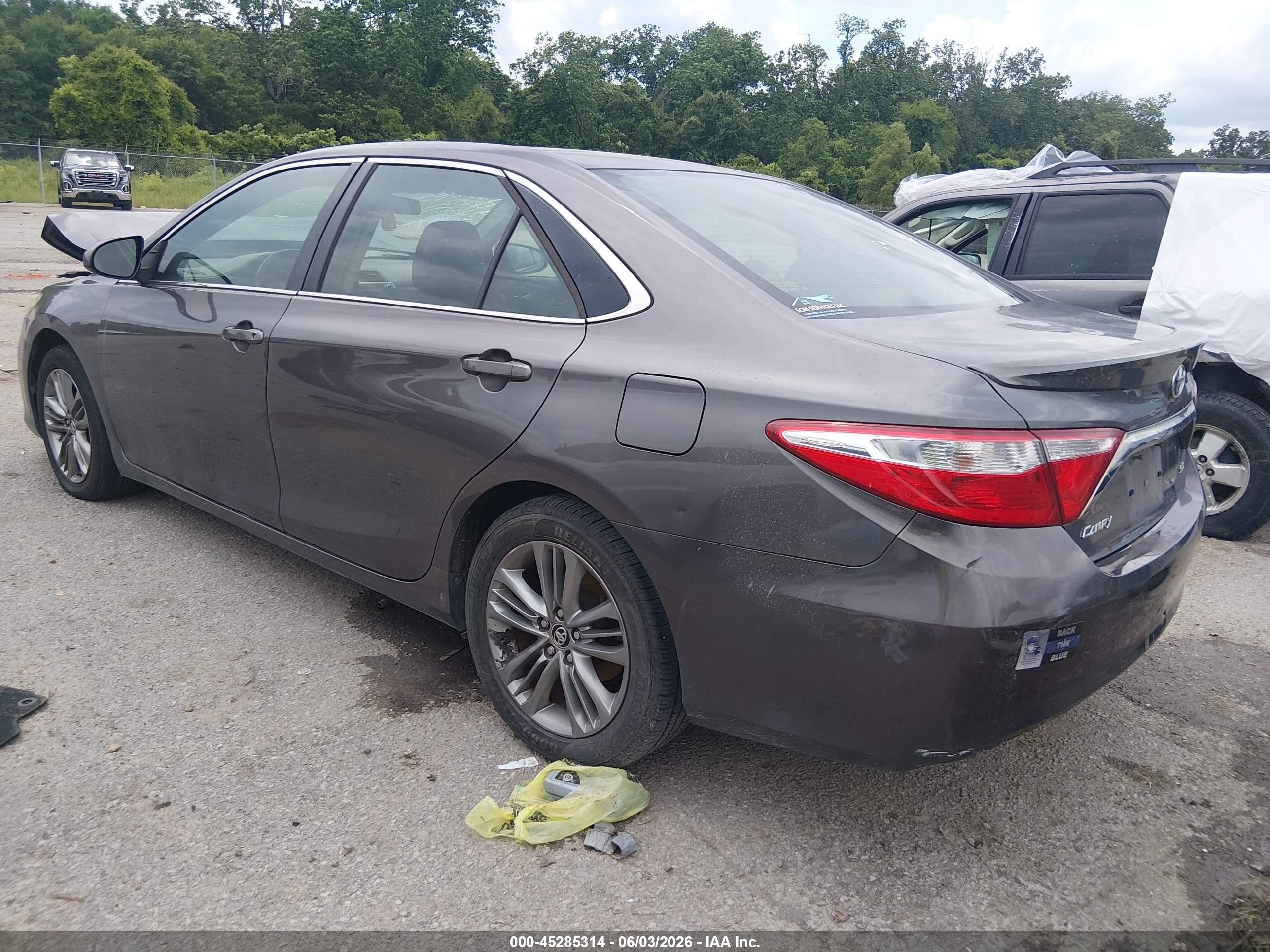 2015 Toyota Camry Se Серый vin: 4T1BF1FK1FU074580