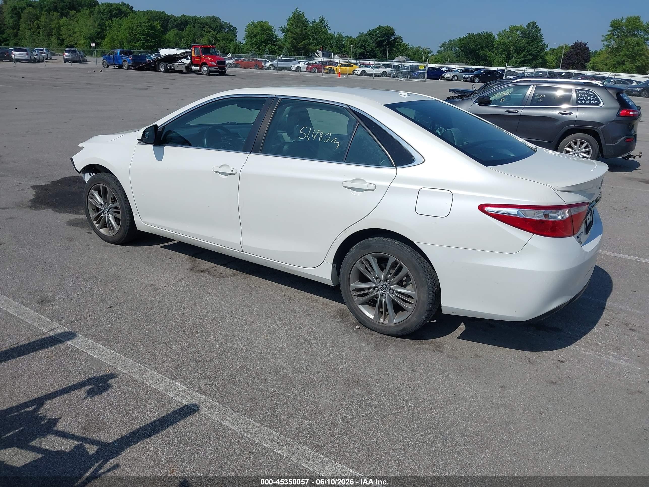 2015 Toyota Camry Se White vin: 4T1BF1FK1FU075650