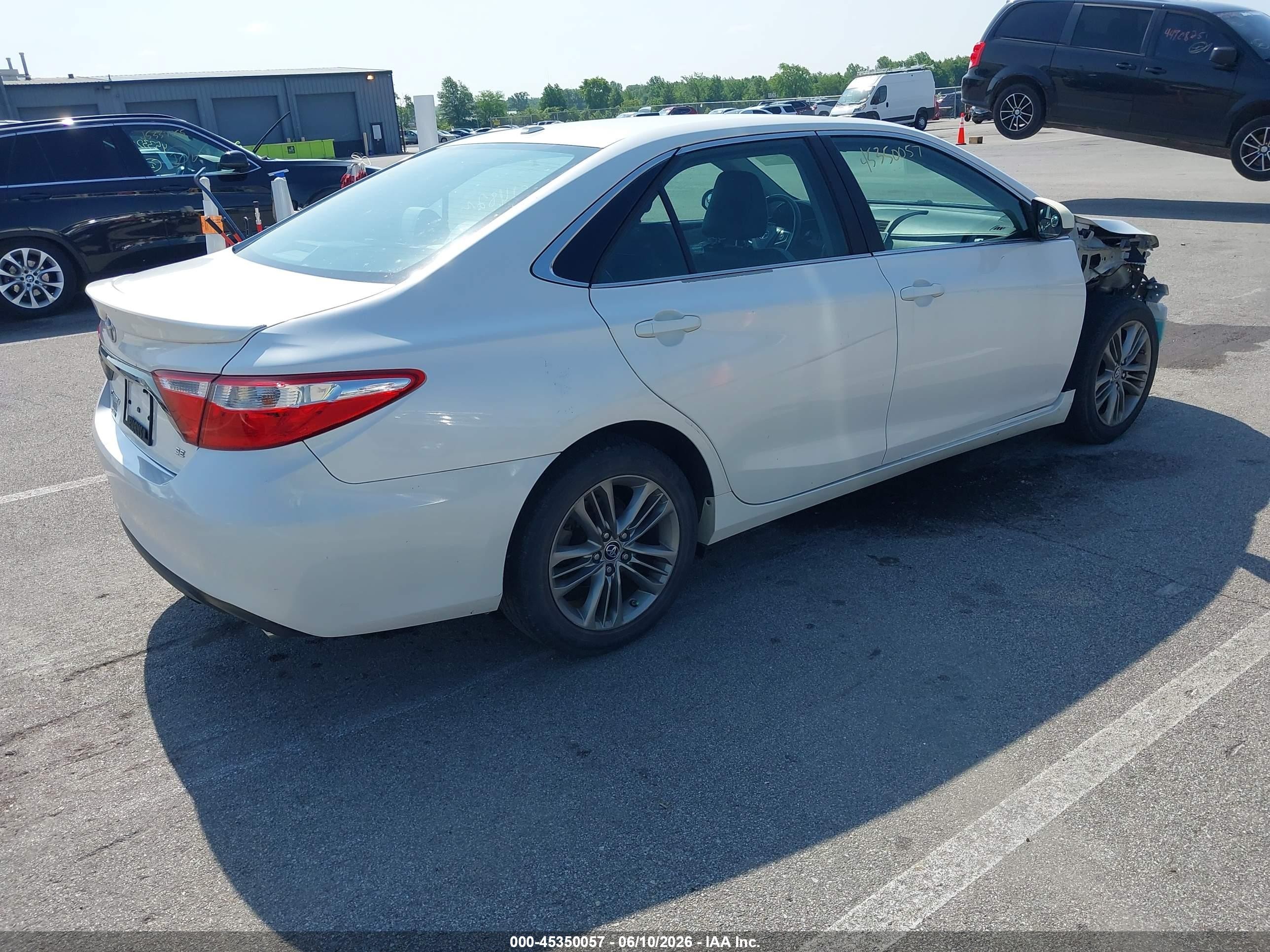2015 Toyota Camry Se White vin: 4T1BF1FK1FU075650