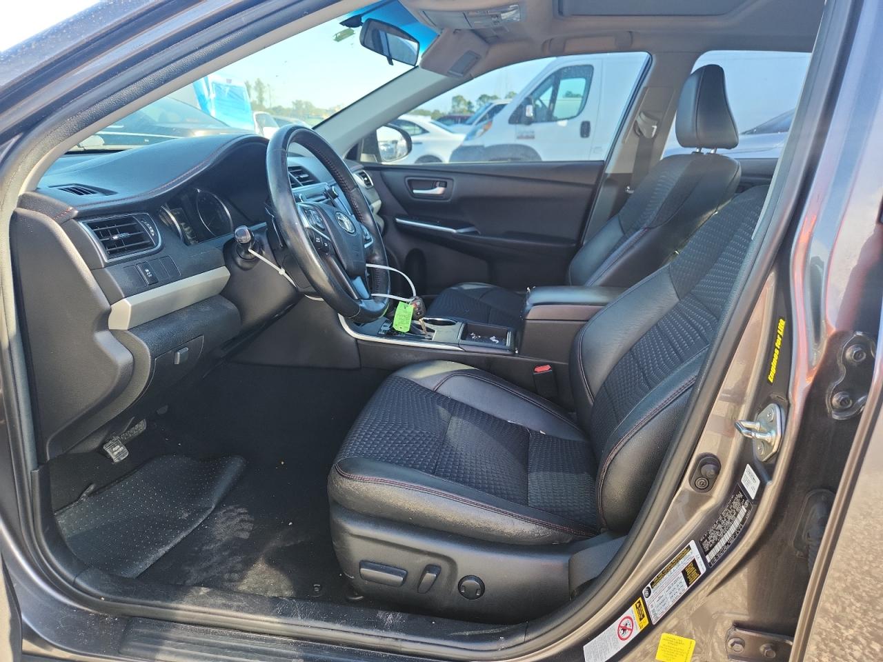 2015 Toyota Camry Se Серый vin: 4T1BF1FK1FU084302