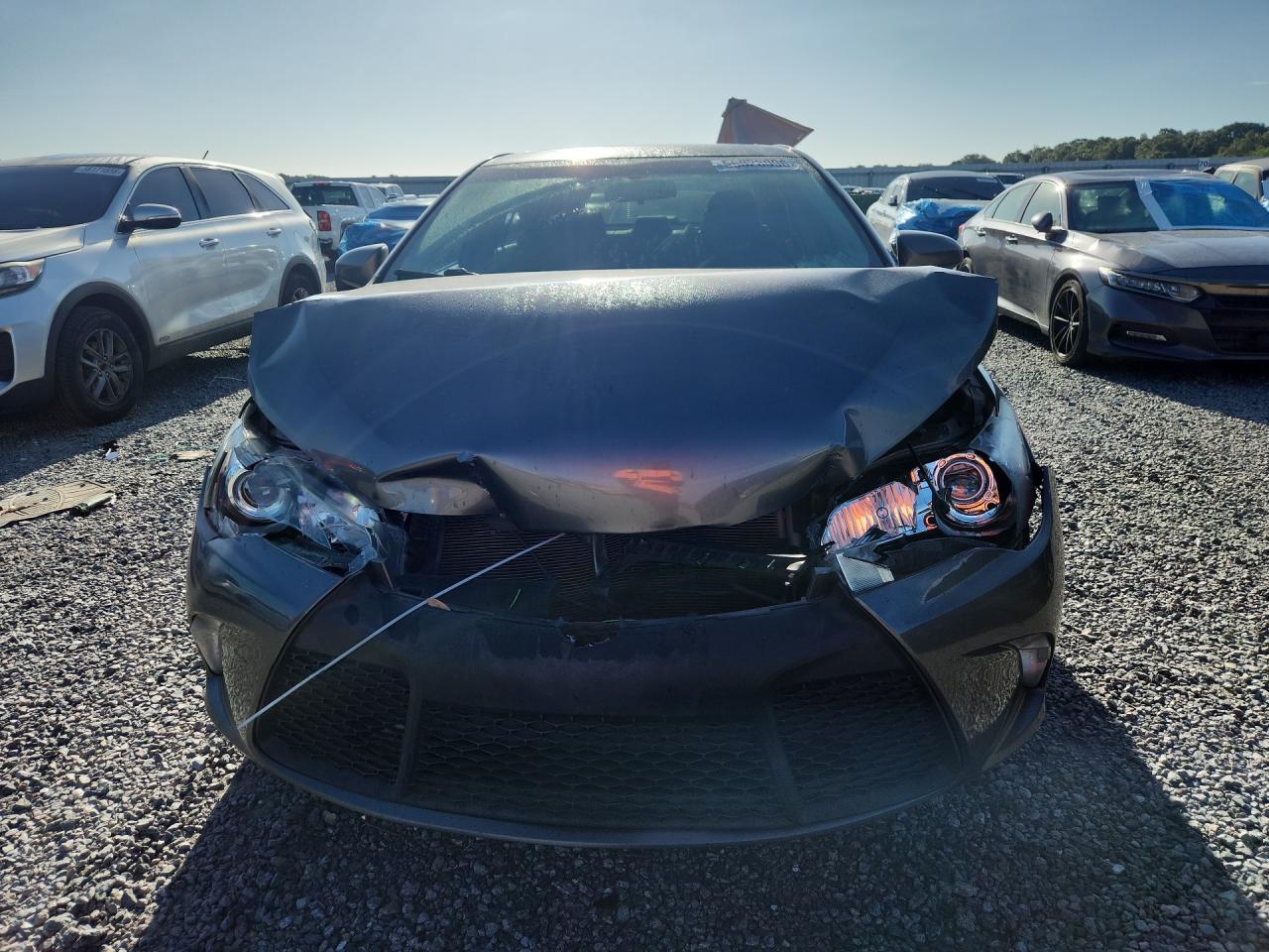 2015 Toyota Camry Se Серый vin: 4T1BF1FK1FU084302
