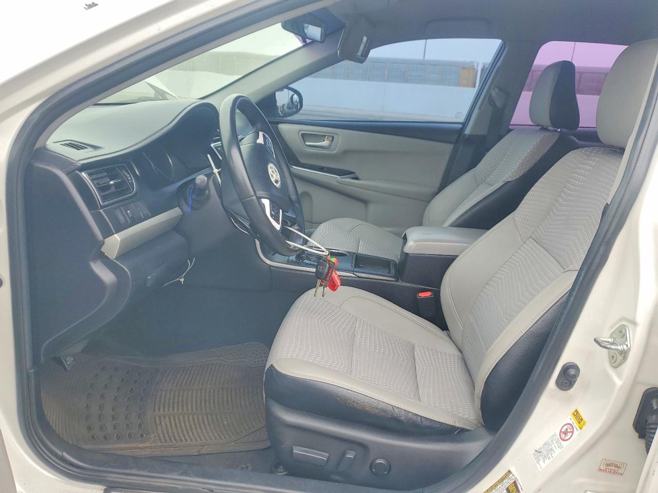 2015 Toyota Camry Se White vin: 4T1BF1FK1FU084834